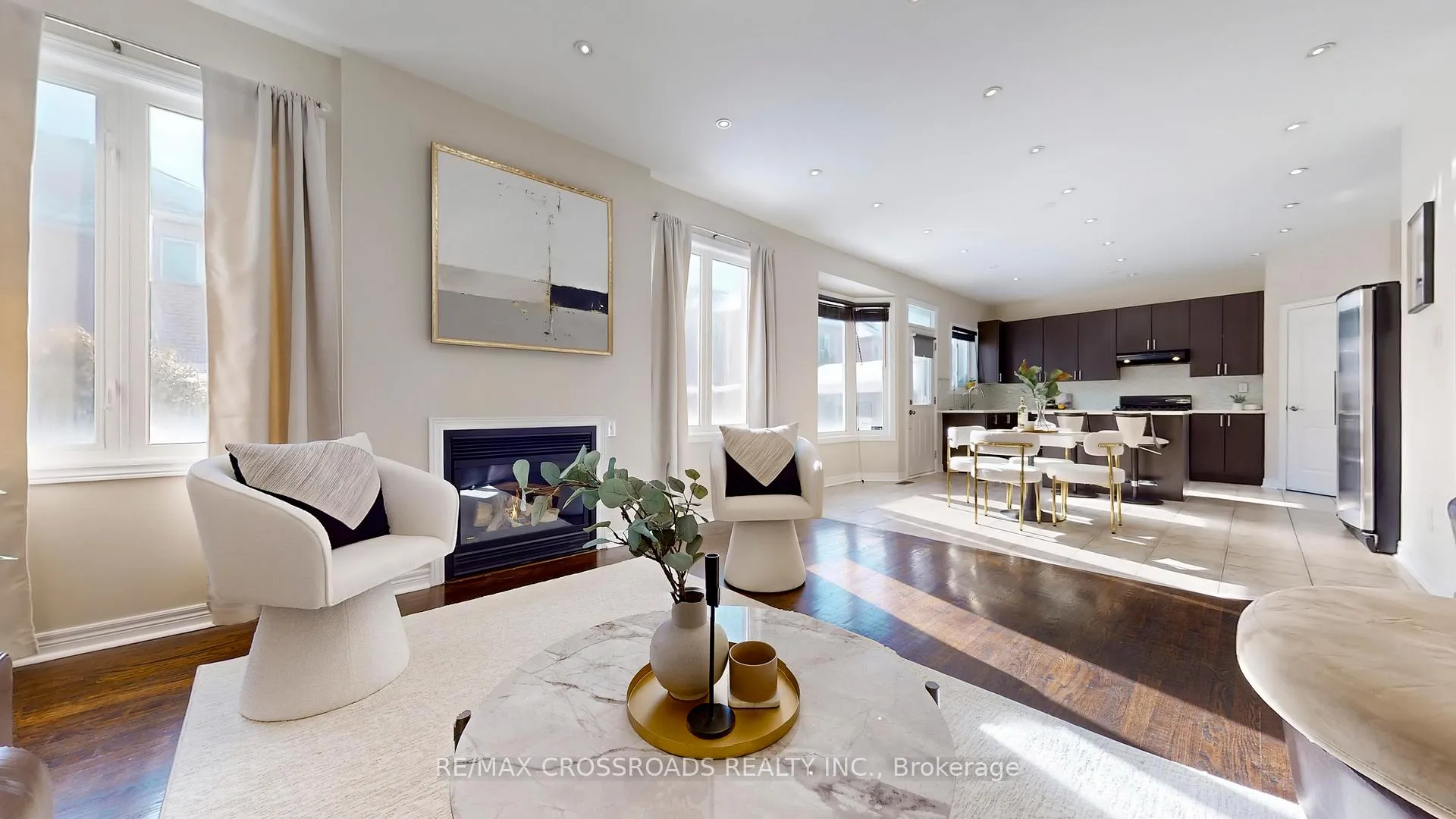 Photo 7 of 122 Destino Crescent, Vaughan, Vellore Village — HOMEH