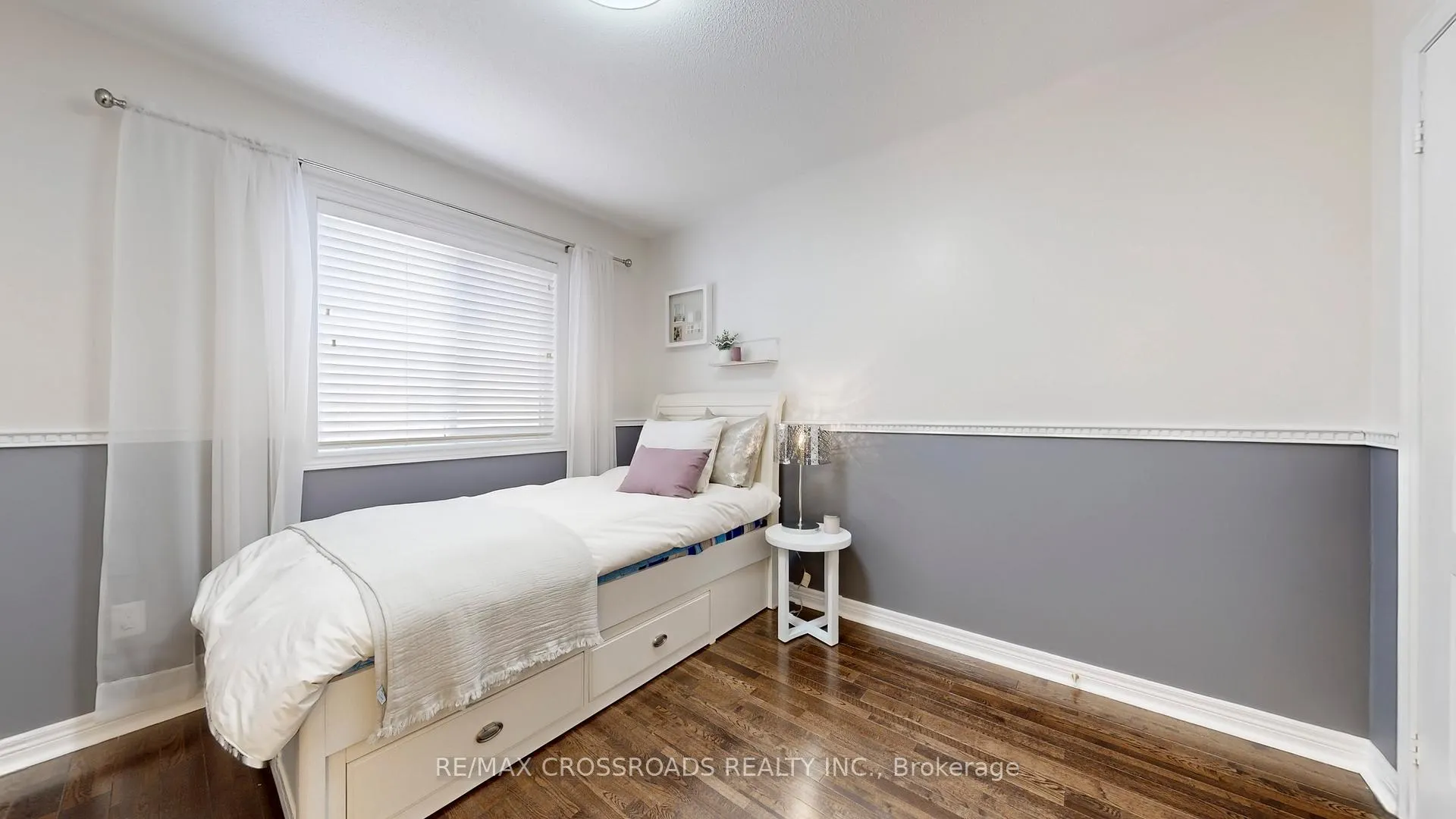 Photo 31 of 122 Destino Crescent, Vaughan, Vellore Village — HOMEH