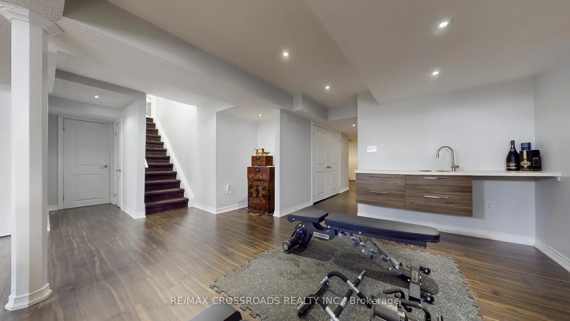 Photo 37 of 122 Destino Crescent, Vaughan, Vellore Village — HOMEH