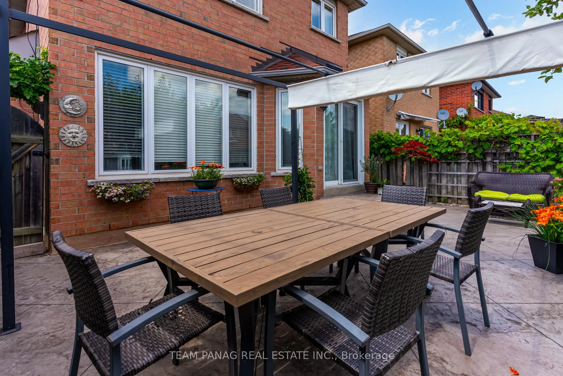 Photo 11 of 54 Loons Call Crescent, Brampton, Sandringham-Wellington — HOMEH