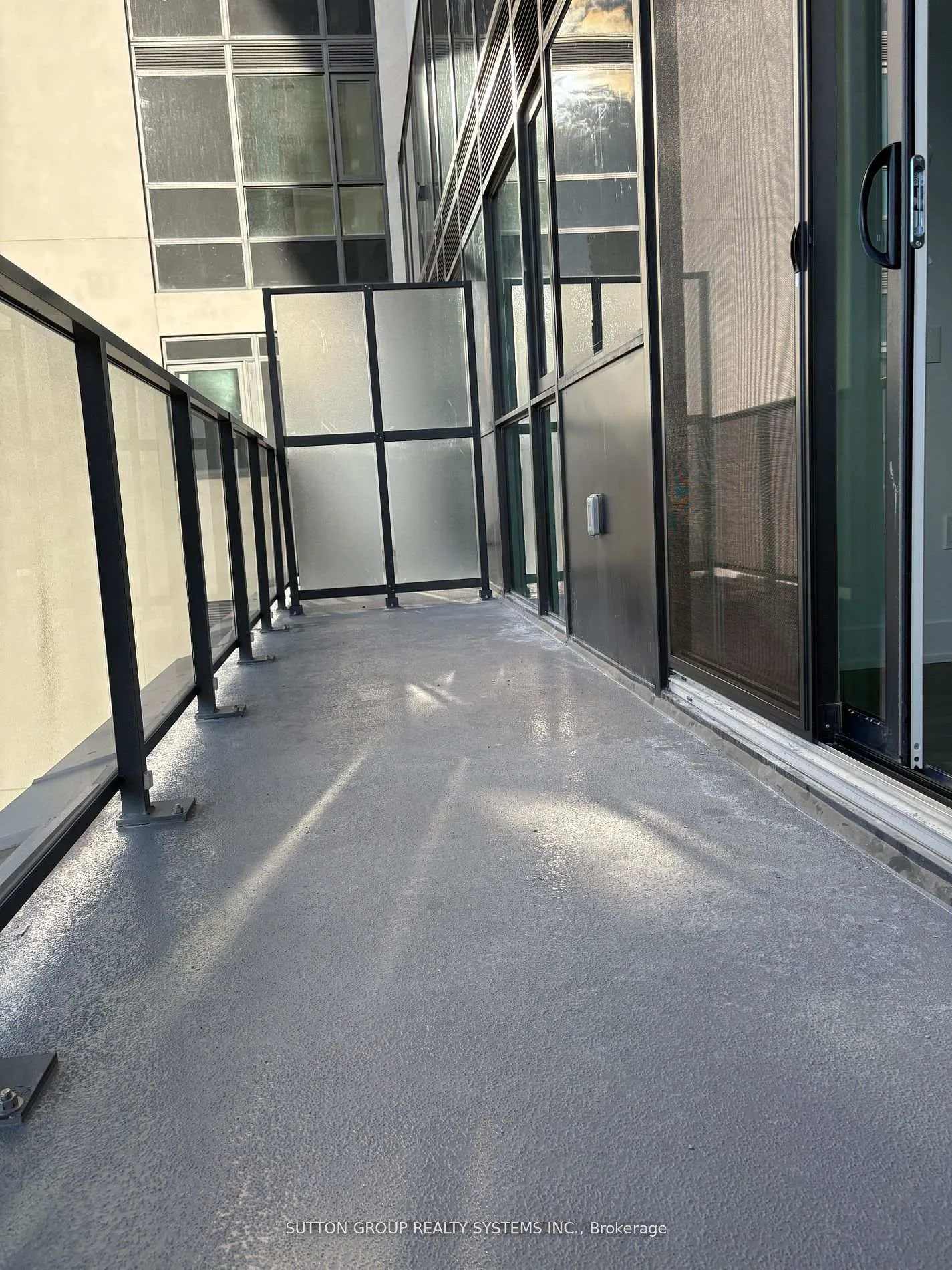 Photo 10 of Unit 311, 204 Burnhamthorpe Road E, Mississauga, City Centre — HOMEH