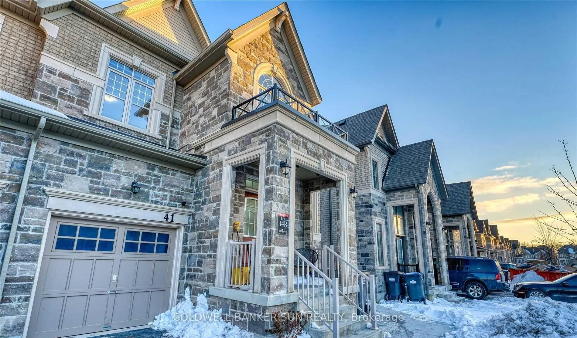 Photo 2 of 41 Faders Drive, Brampton, Northwest Brampton — HOMEH