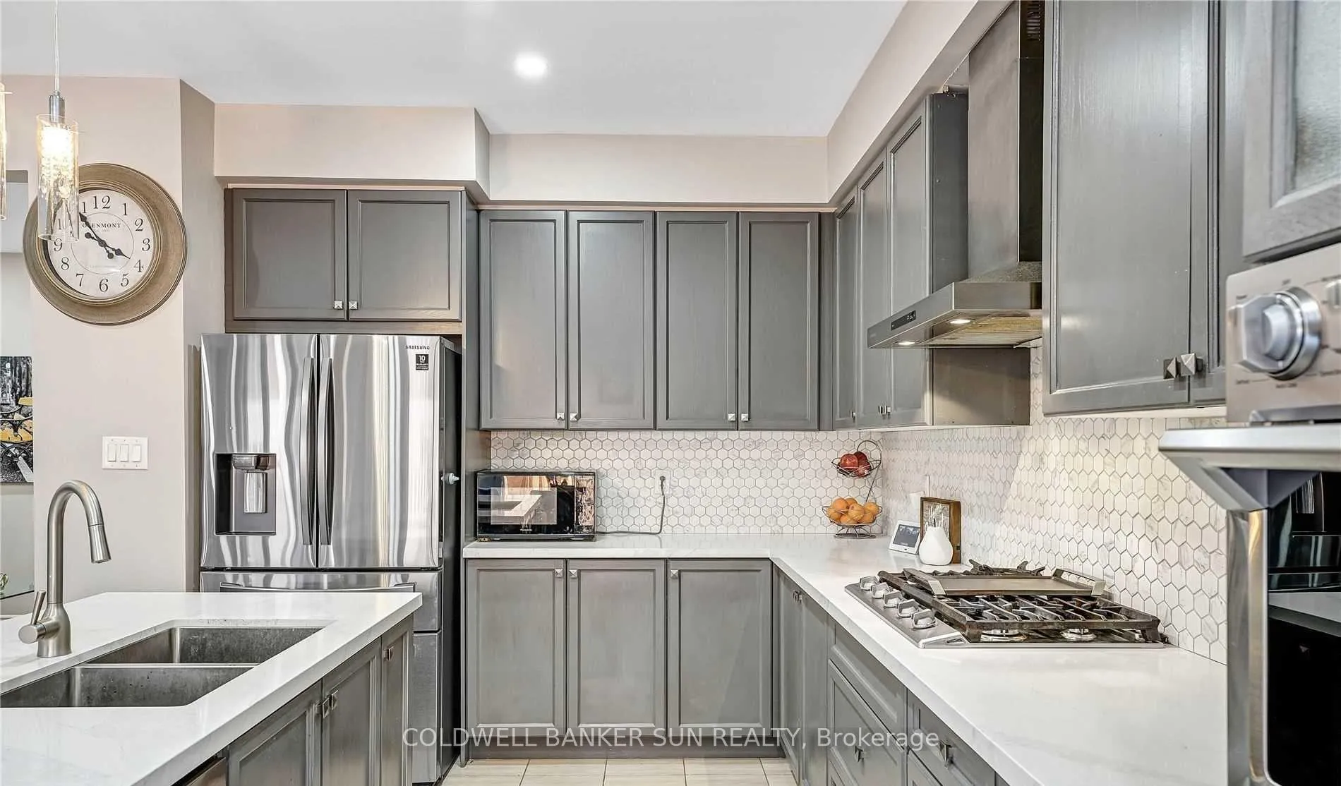 Photo 11 of 41 Faders Drive, Brampton, Northwest Brampton — HOMEH