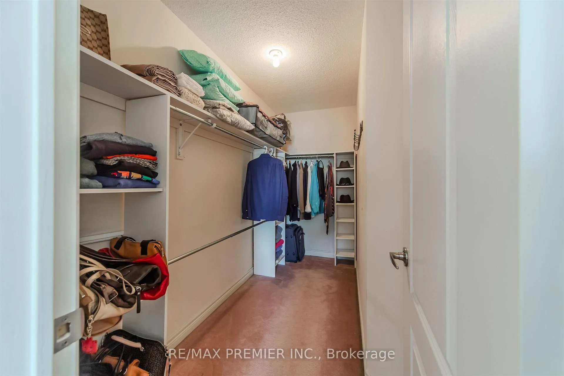 Photo 22 of 17 Villandry Crescent, Vaughan, Maple — HOMEH