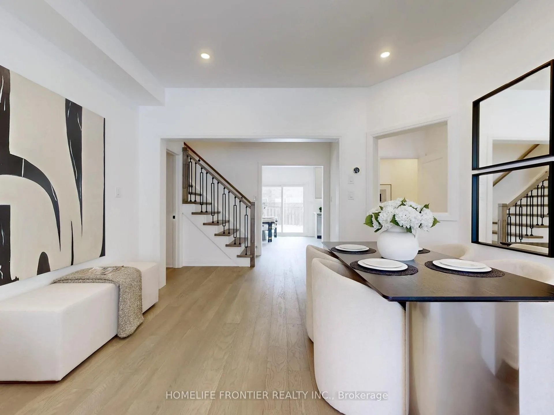 Photo 9 of 73 Billingham Heights, Aurora, Bayview Wellington — HOMEH