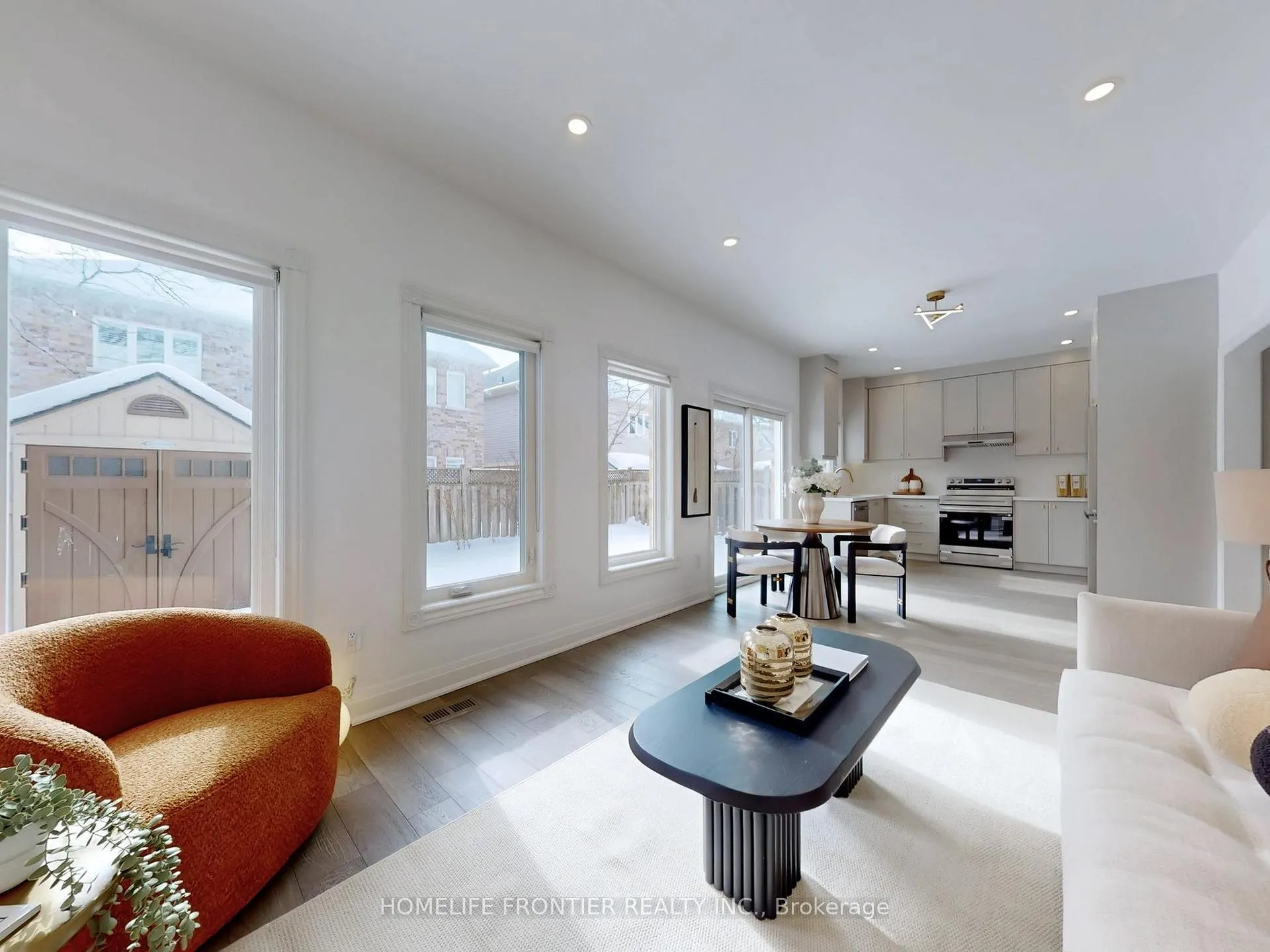 Photo 13 of 73 Billingham Heights, Aurora, Bayview Wellington — HOMEH