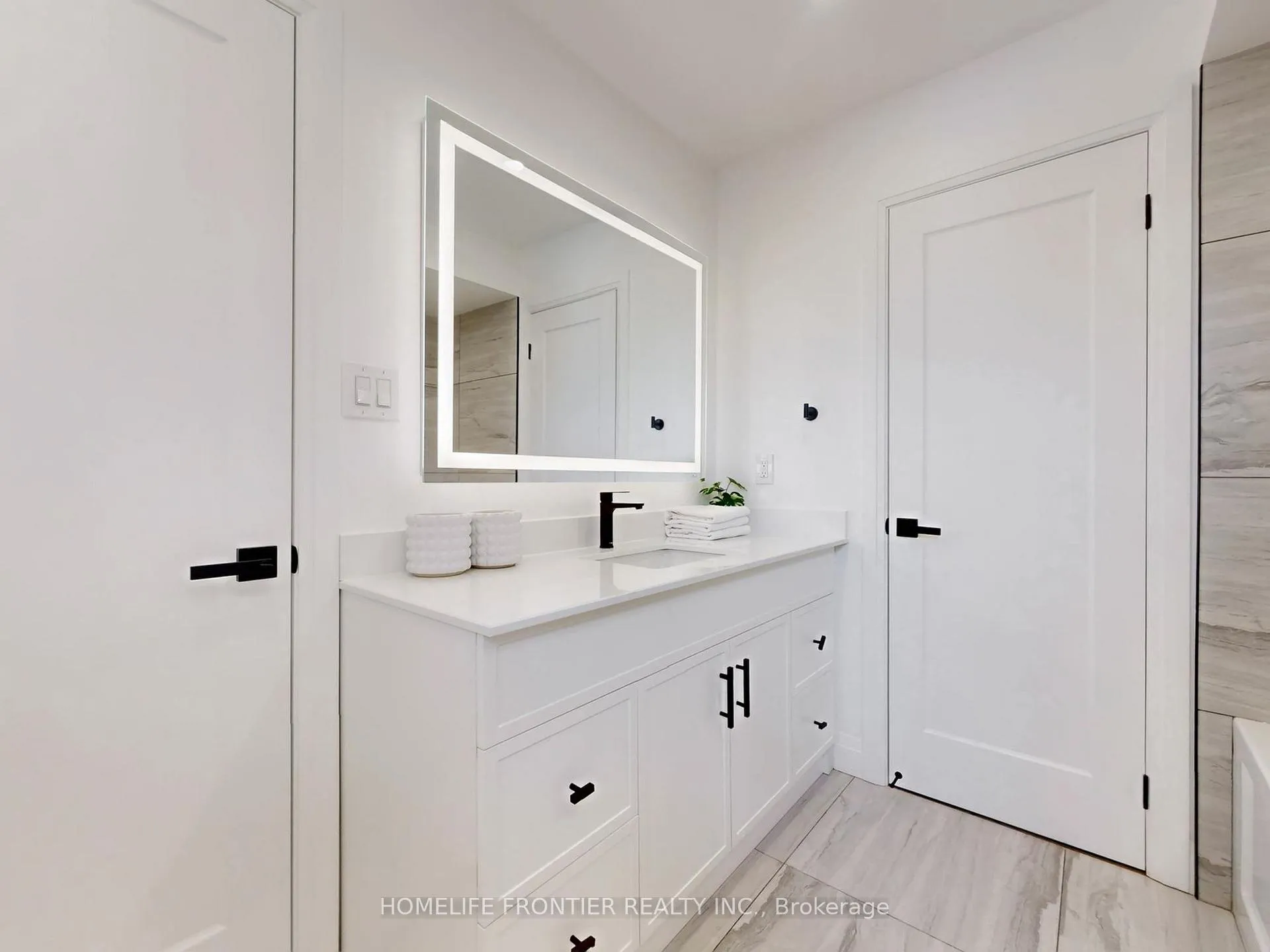 Photo 31 of 73 Billingham Heights, Aurora, Bayview Wellington — HOMEH