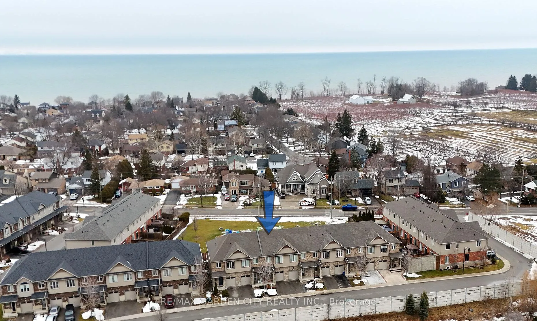 Photo 1 of Unit 45, 380 Lake Street, Grimsby, Grimsby Beach — HOMEH