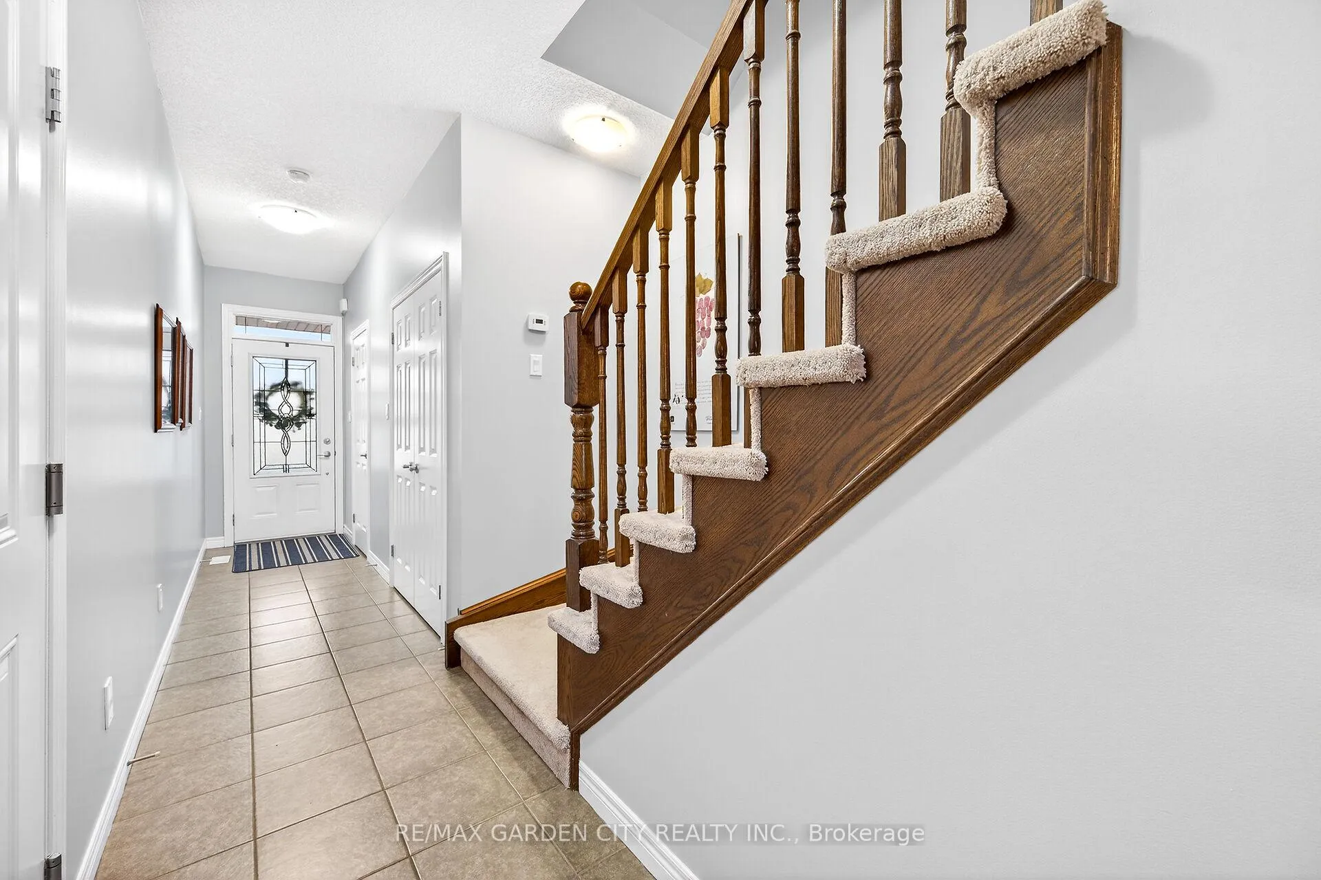Photo 5 of Unit 45, 380 Lake Street, Grimsby, Grimsby Beach — HOMEH