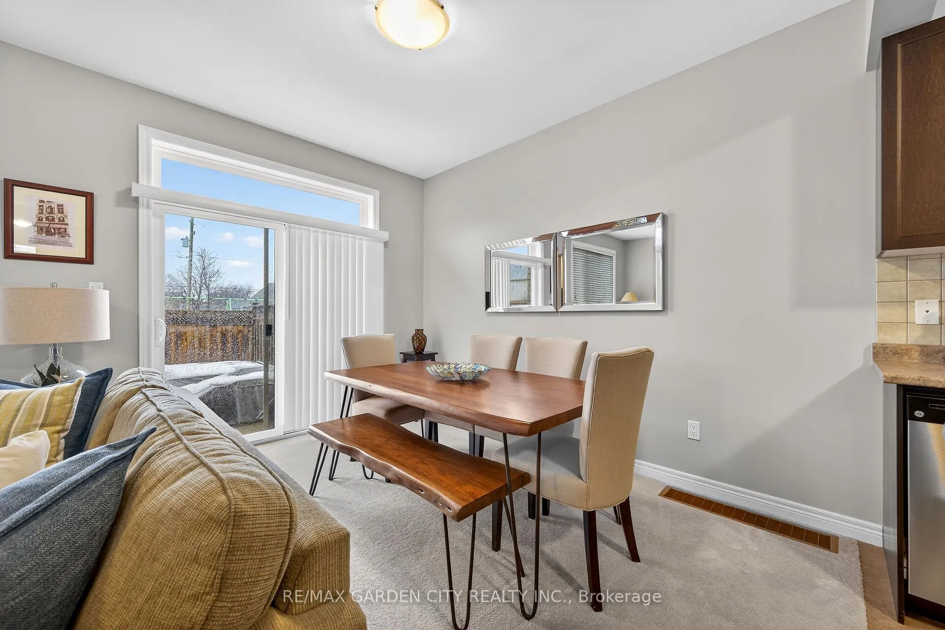 Photo 10 of Unit 45, 380 Lake Street, Grimsby, Grimsby Beach — HOMEH
