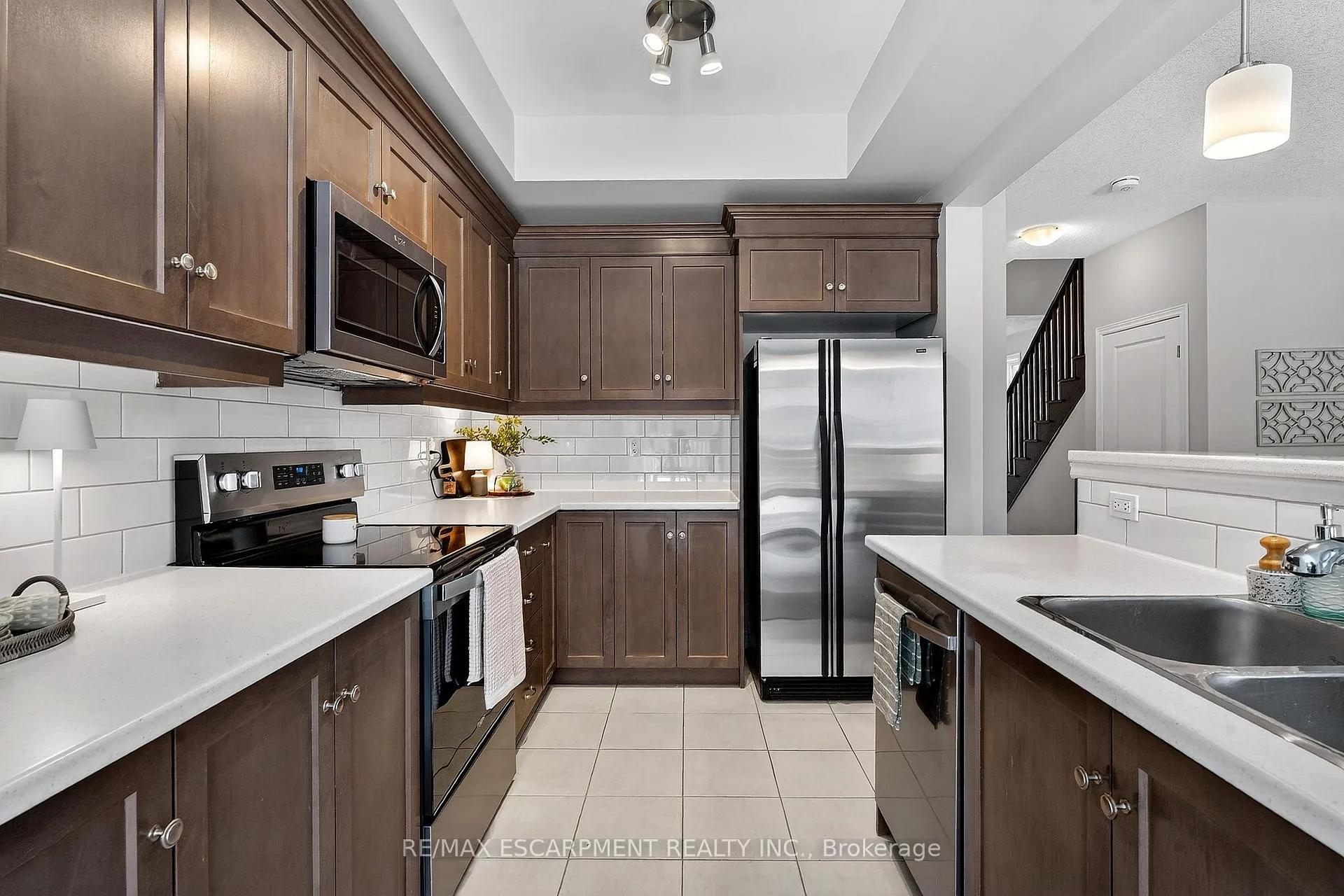 Photo 5 of 101 Dennis Drive, West Lincoln, Smithville — HOMEH