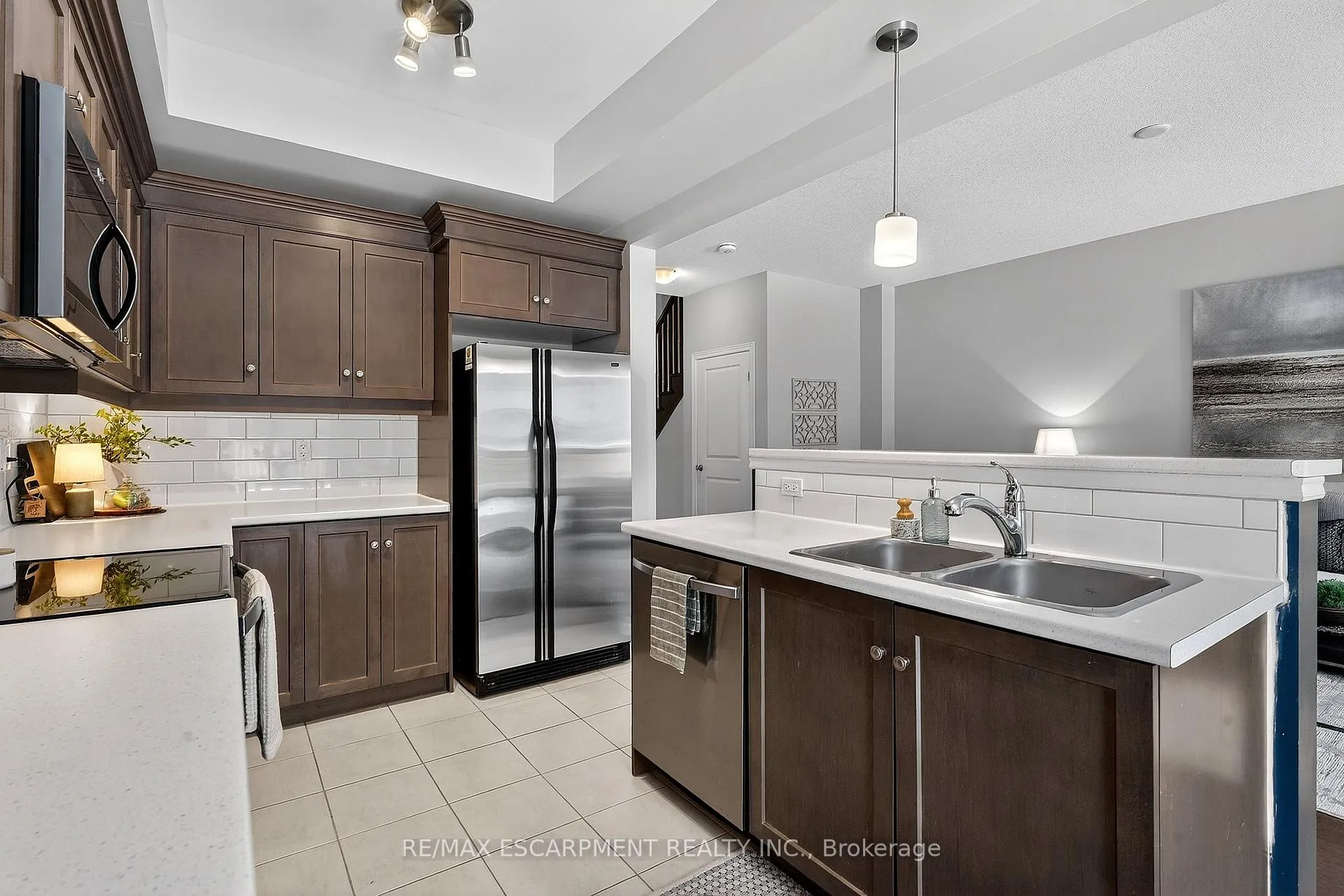 Photo 8 of 101 Dennis Drive, West Lincoln, Smithville — HOMEH