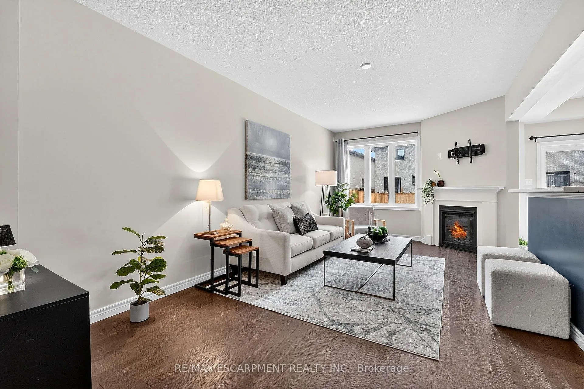Photo 13 of 101 Dennis Drive, West Lincoln, Smithville — HOMEH