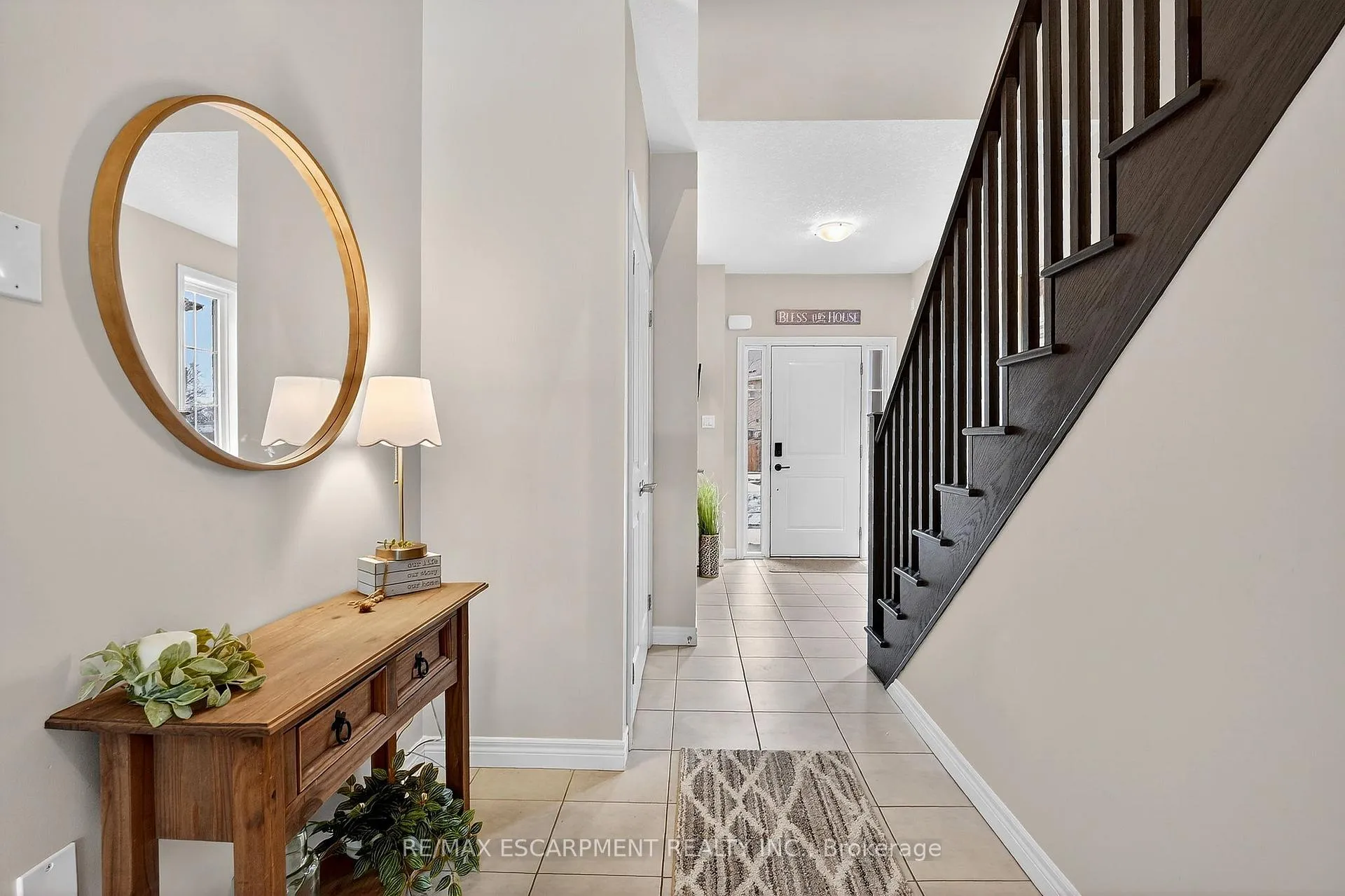 Photo 15 of 101 Dennis Drive, West Lincoln, Smithville — HOMEH