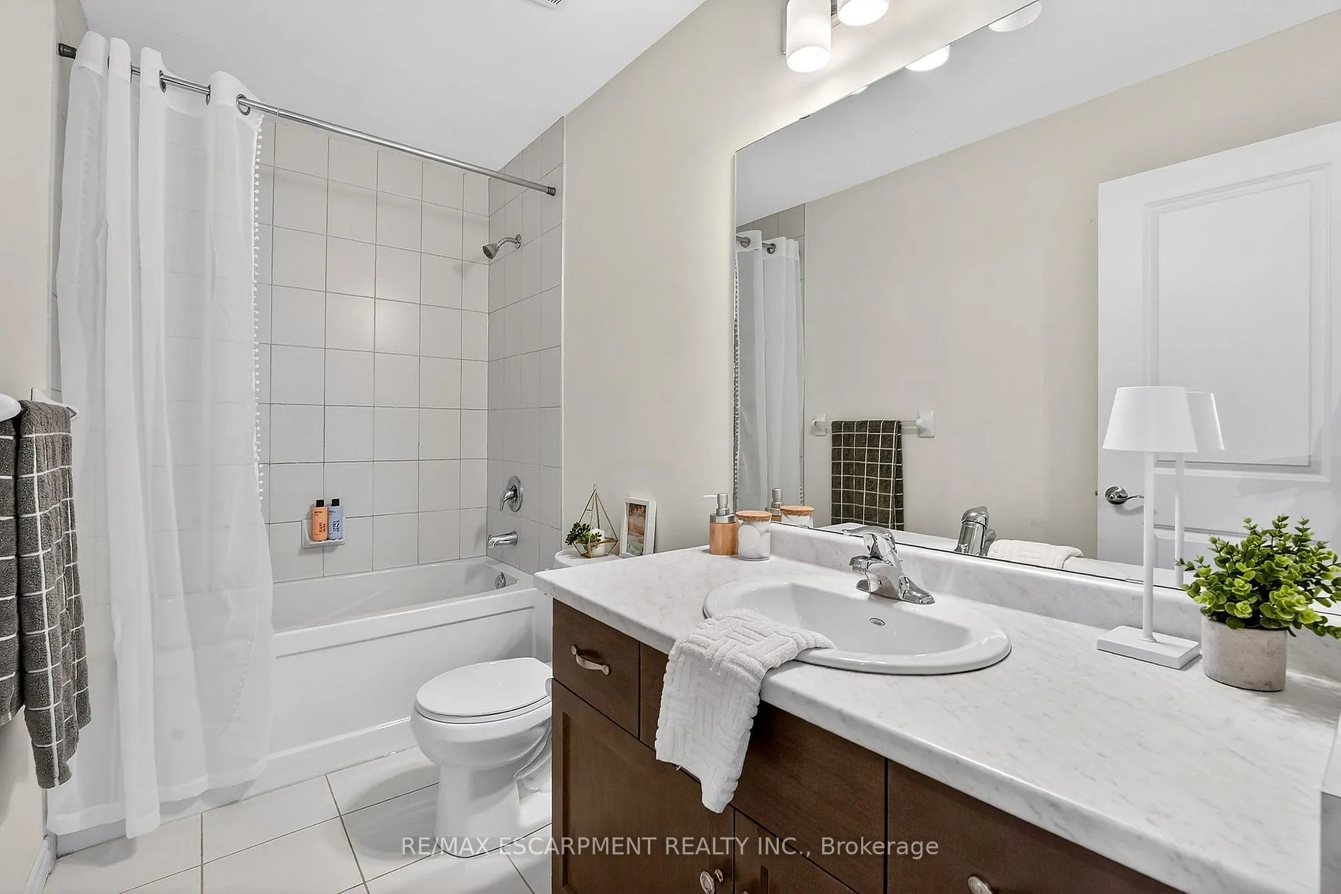 Photo 27 of 101 Dennis Drive, West Lincoln, Smithville — HOMEH