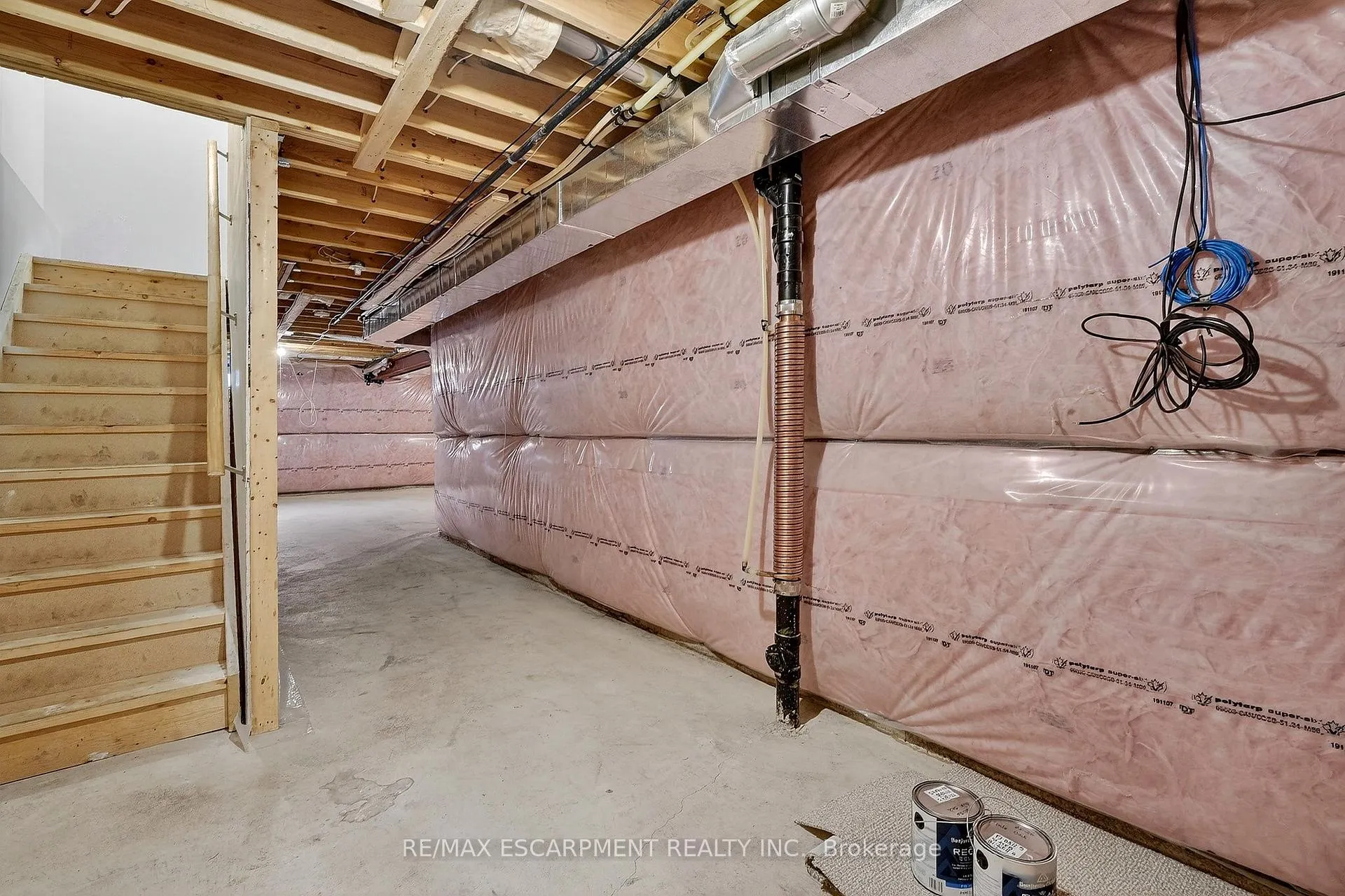 Photo 31 of 101 Dennis Drive, West Lincoln, Smithville — HOMEH