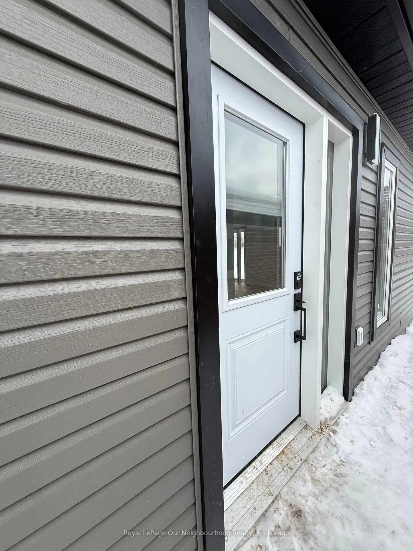Photo 17 of Unit Unit 3, 1382 Leighton Road, Peterborough, Northcrest Ward 5 — HOMEH
