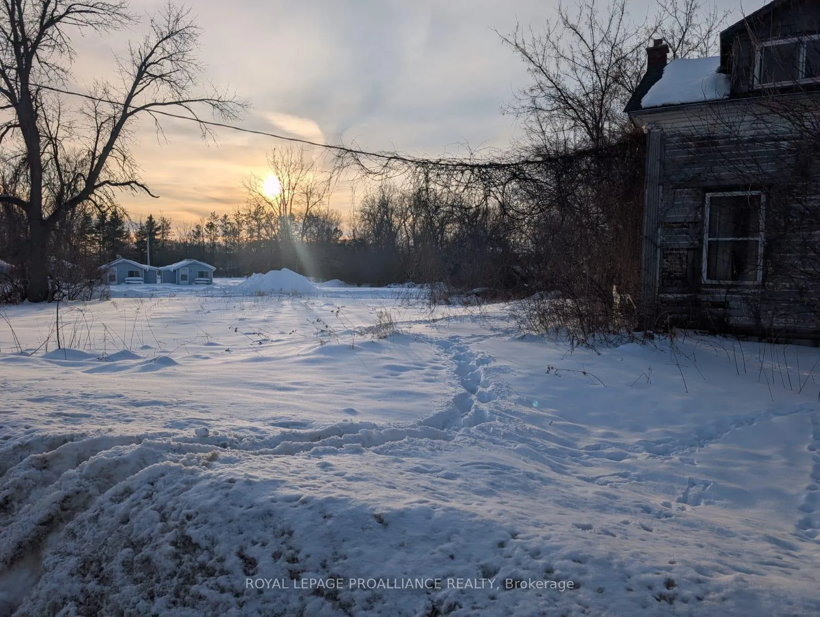 Photo 3 of 1407 County Rd 15, Prince Edward County, Sophiasburg Ward — HOMEH