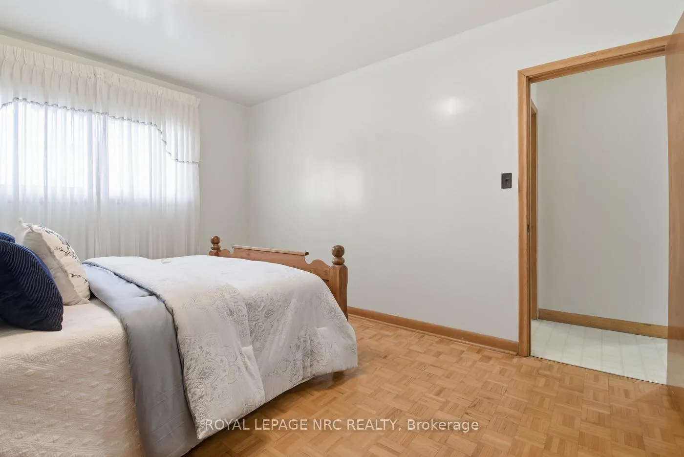 Photo 14 of 149 Afton Avenue, Welland, Lincoln/Crowland — HOMEH