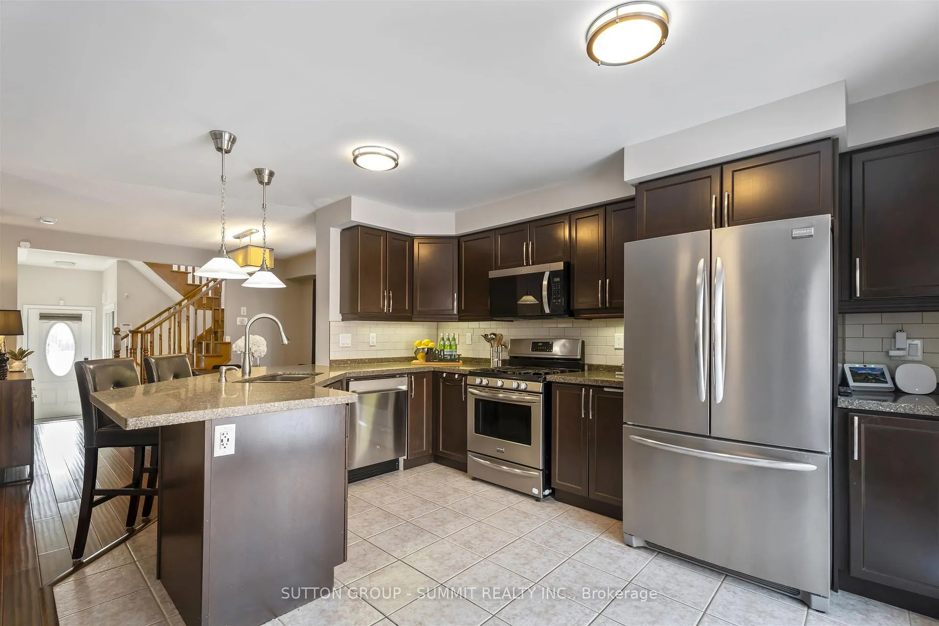 Photo 15 of 659 Gervais Terrace, Milton, Coates — HOMEH