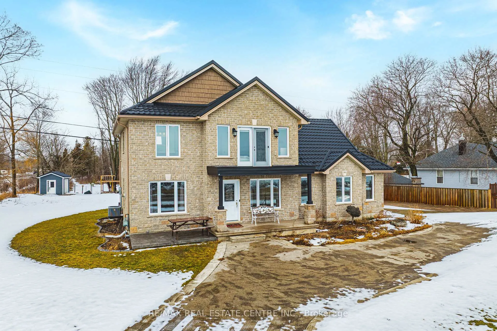 Photo 2 of 2801 North Shore Drive, Haldimand, Dunnville — HOMEH