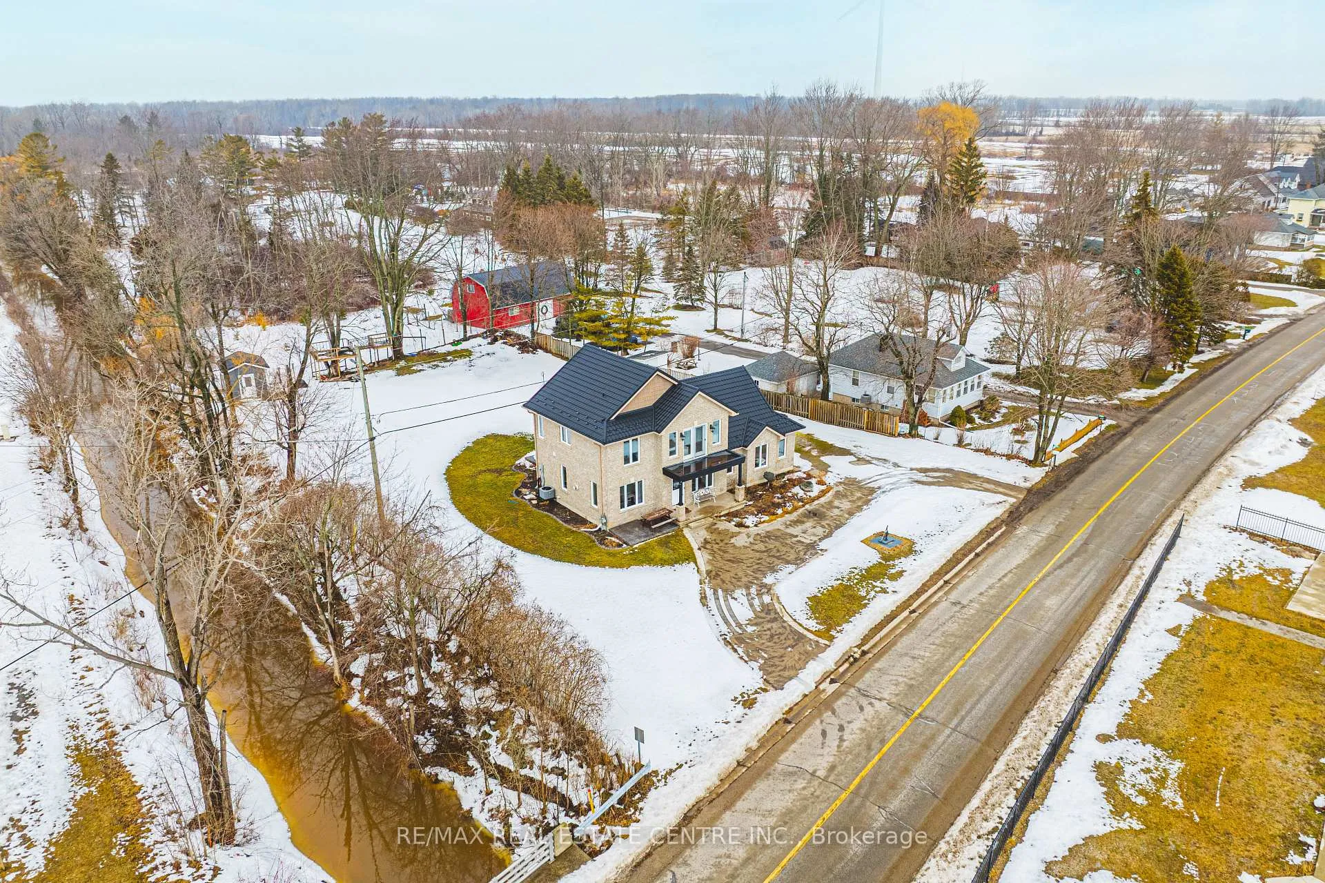 Photo 5 of 2801 North Shore Drive, Haldimand, Dunnville — HOMEH