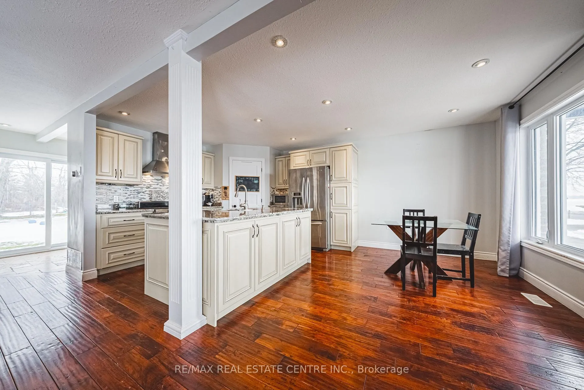 Photo 7 of 2801 North Shore Drive, Haldimand, Dunnville — HOMEH