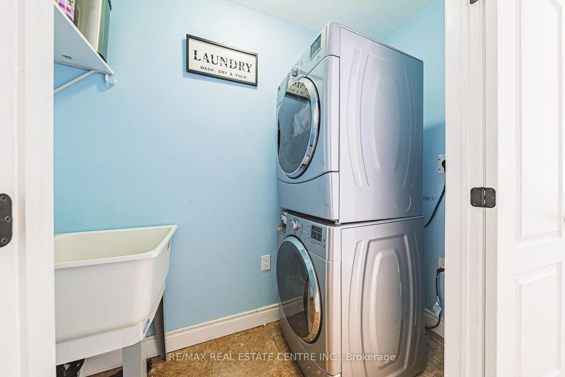 Photo 20 of 2801 North Shore Drive, Haldimand, Dunnville — HOMEH