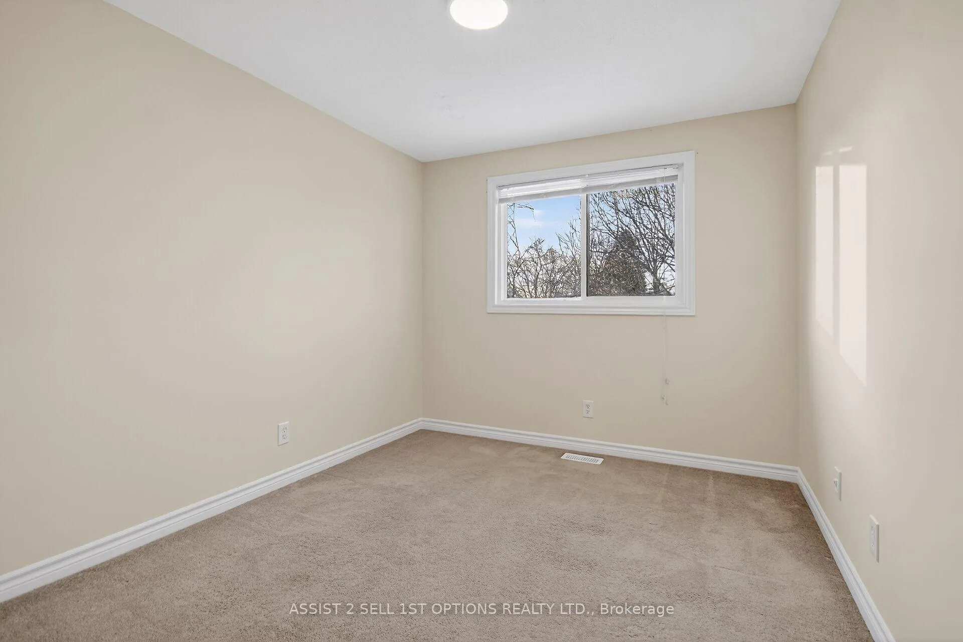 Photo 17 of 3 Benlea Drive, Ottawa, Tanglewood — HOMEH