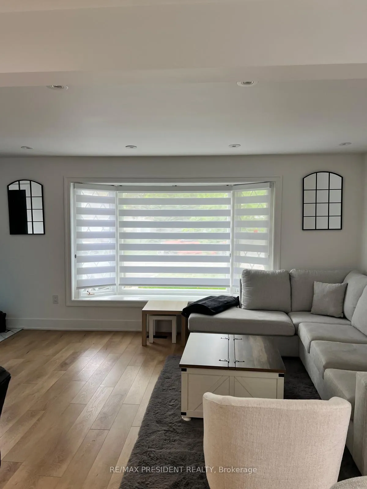 Photo 8 of Unit 1, 27 Drayton Crescent, Brampton, Southgate — HOMEH