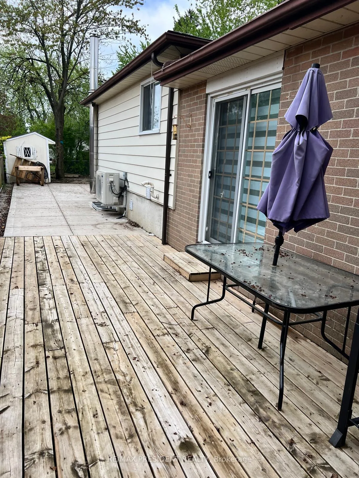 Photo 29 of Unit 1, 27 Drayton Crescent, Brampton, Southgate — HOMEH