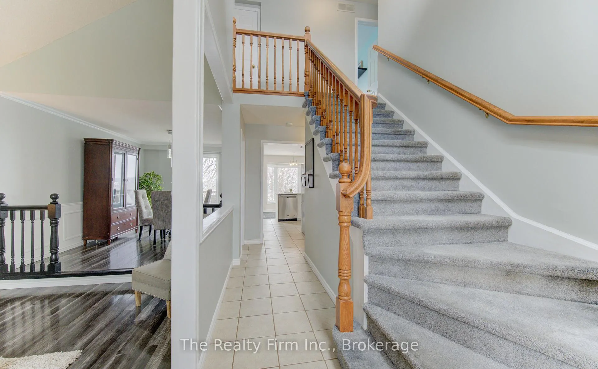 Photo 4 of 224 Brembel Court, Kitchener — HOMEH