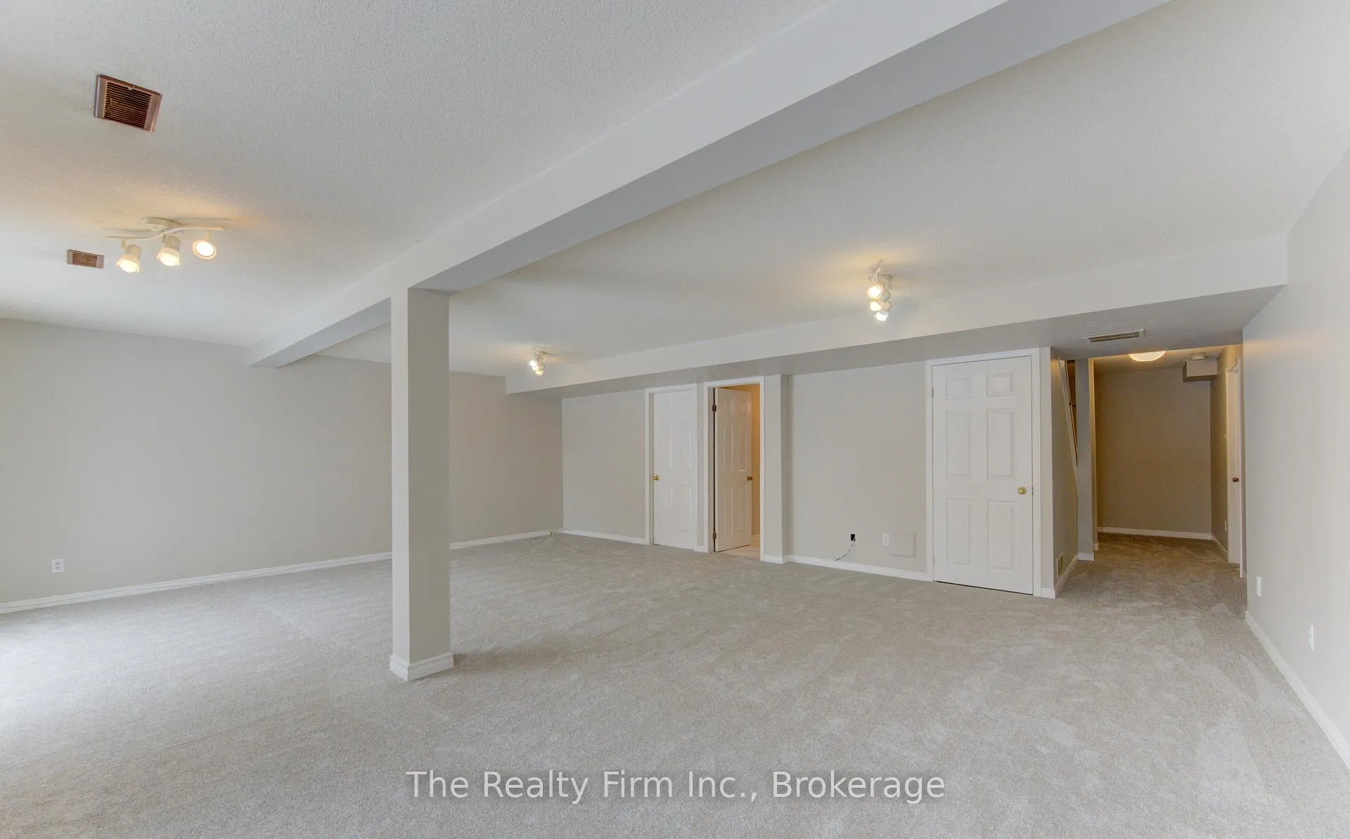 Photo 38 of 224 Brembel Court, Kitchener — HOMEH