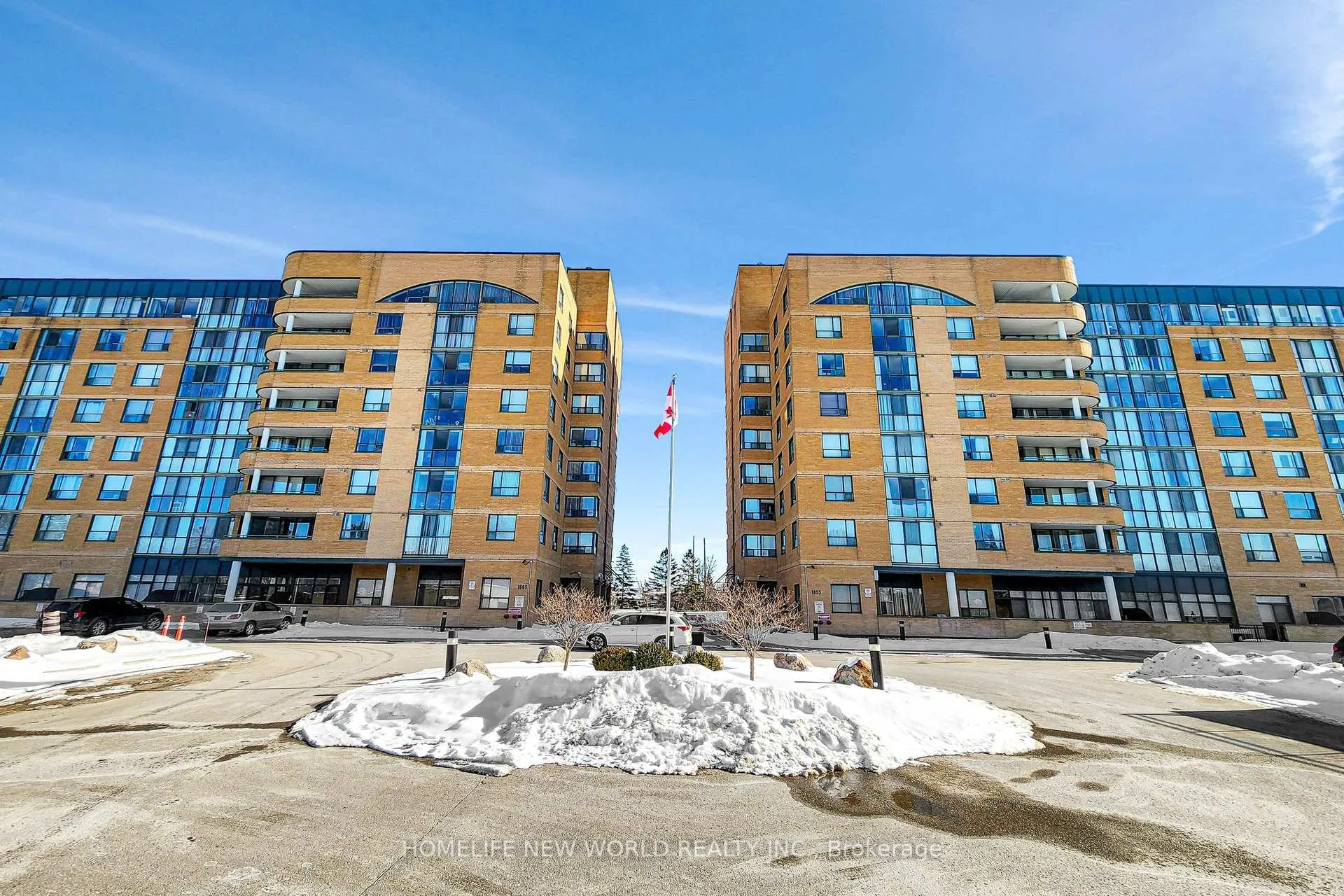 Photo 2 of Unit 712, 1665 Pickering Parkway, Pickering, Village East — HOMEH