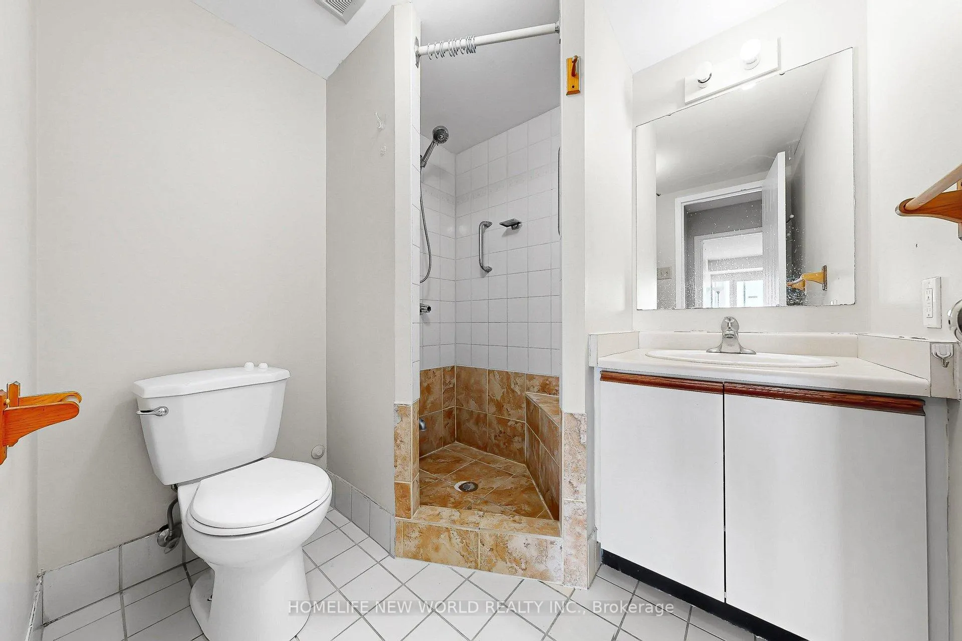 Photo 21 of Unit 712, 1665 Pickering Parkway, Pickering, Village East — HOMEH