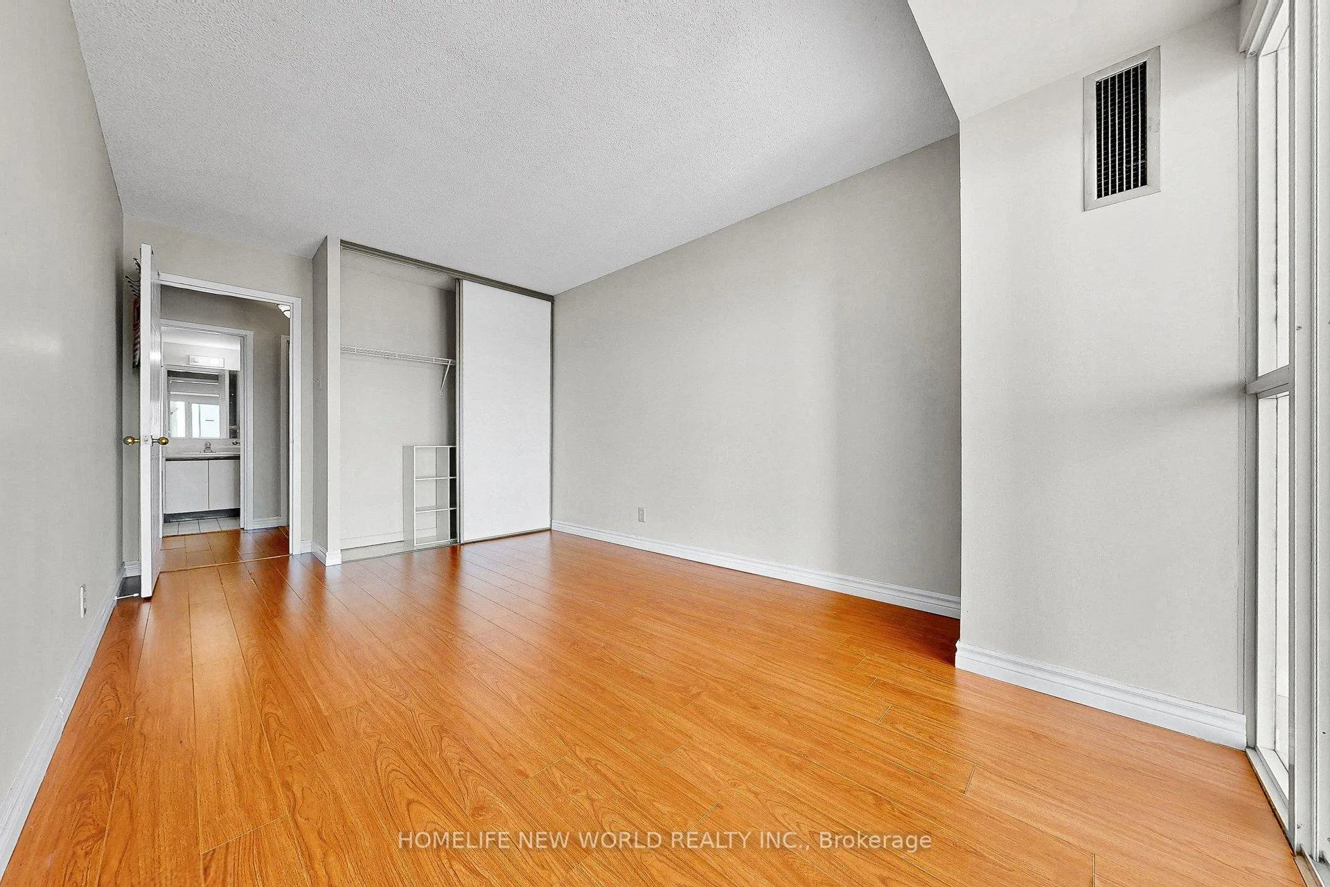 Photo 24 of Unit 712, 1665 Pickering Parkway, Pickering, Village East — HOMEH