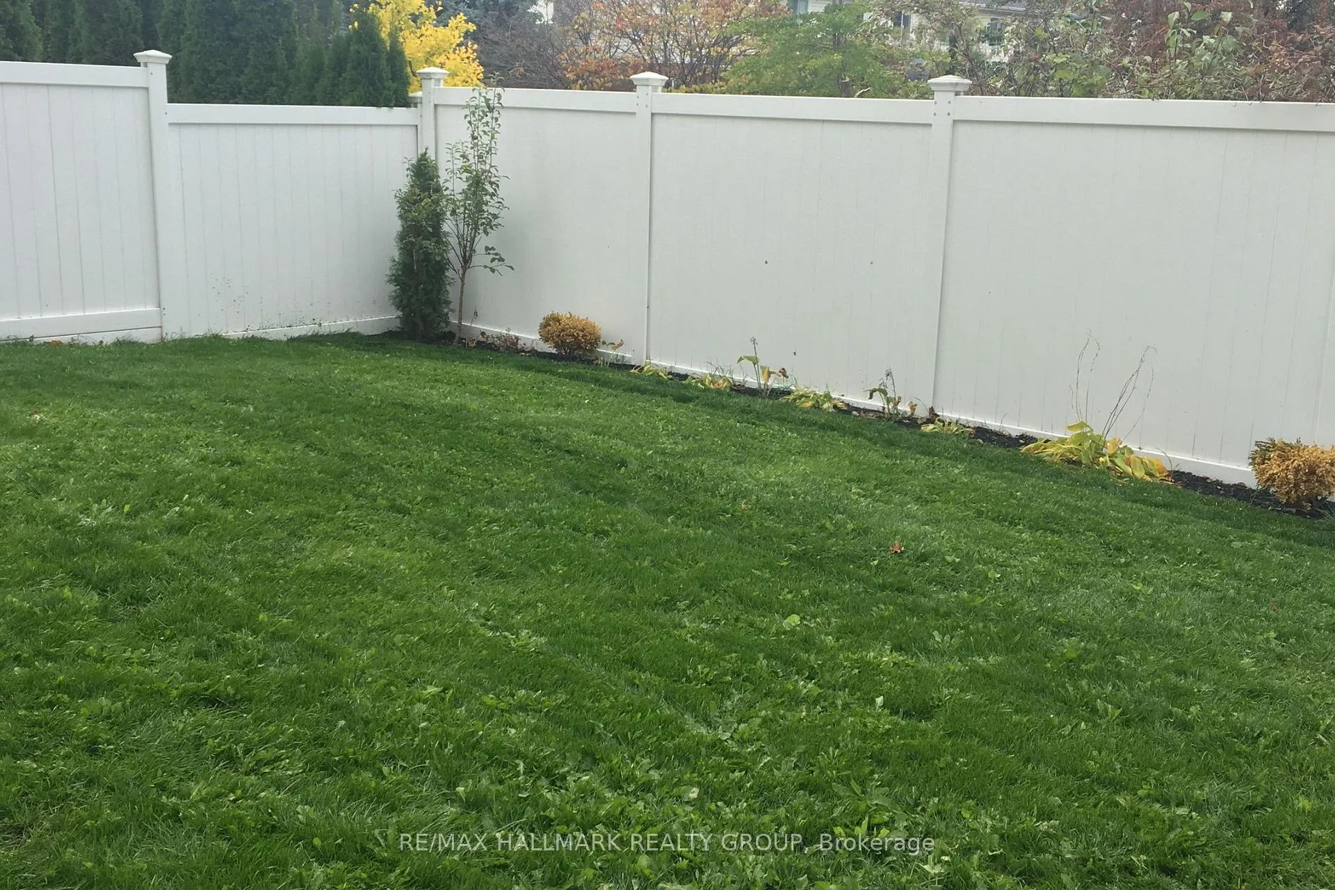 Photo 26 of 45 Rialto Way, Ottawa, Hunt Club Park/Greenboro — HOMEH