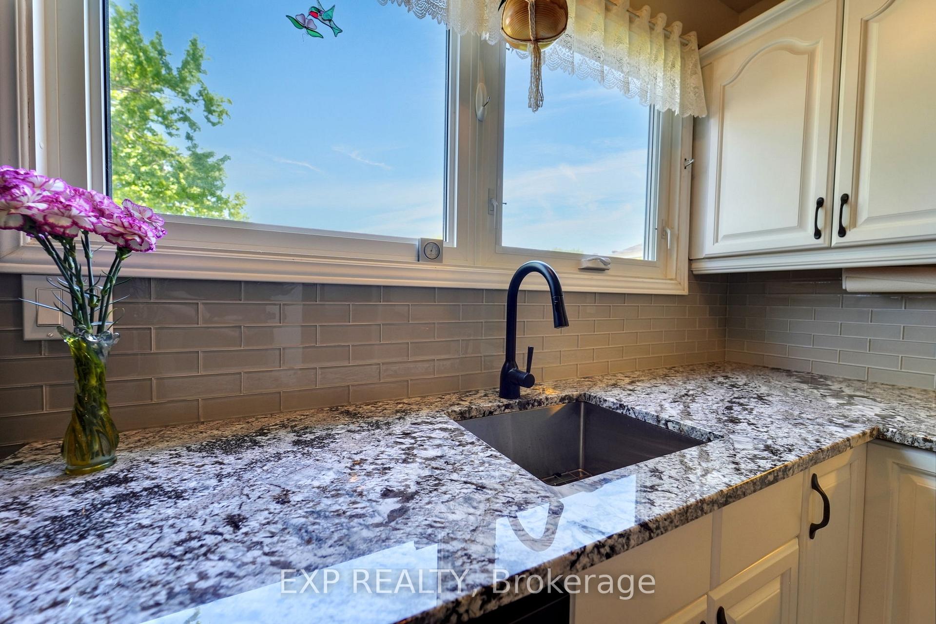 Photo 12 of 3459 Southgate Road, Ottawa, South Keys — HOMEH