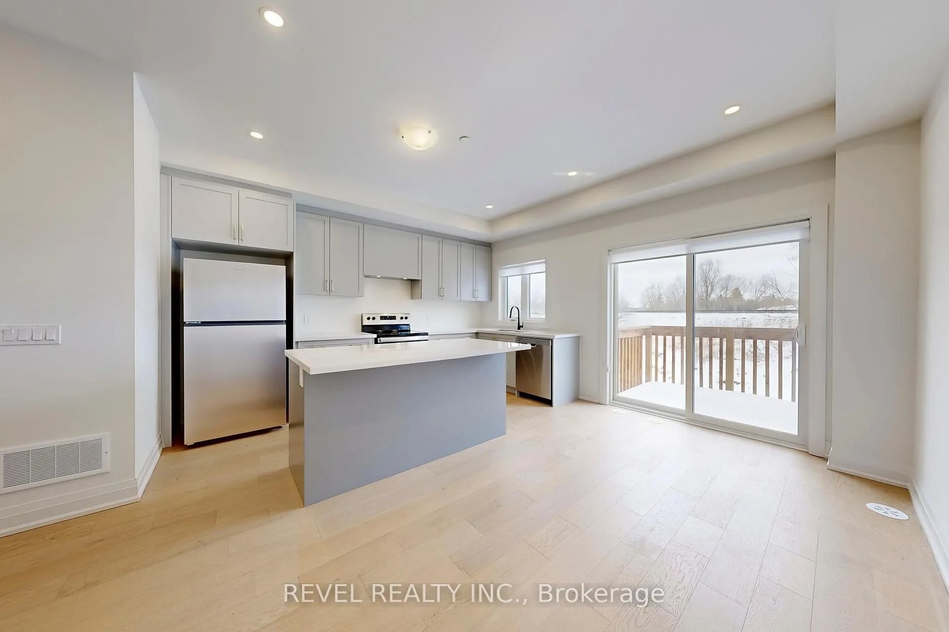 Photo 9 of 18 Marret Lane, Clarington, Newcastle — HOMEH