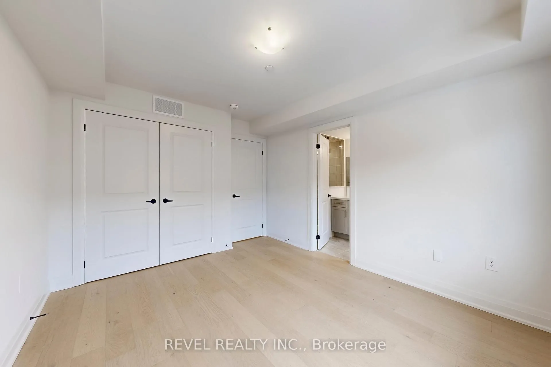 Photo 27 of 18 Marret Lane, Clarington, Newcastle — HOMEH