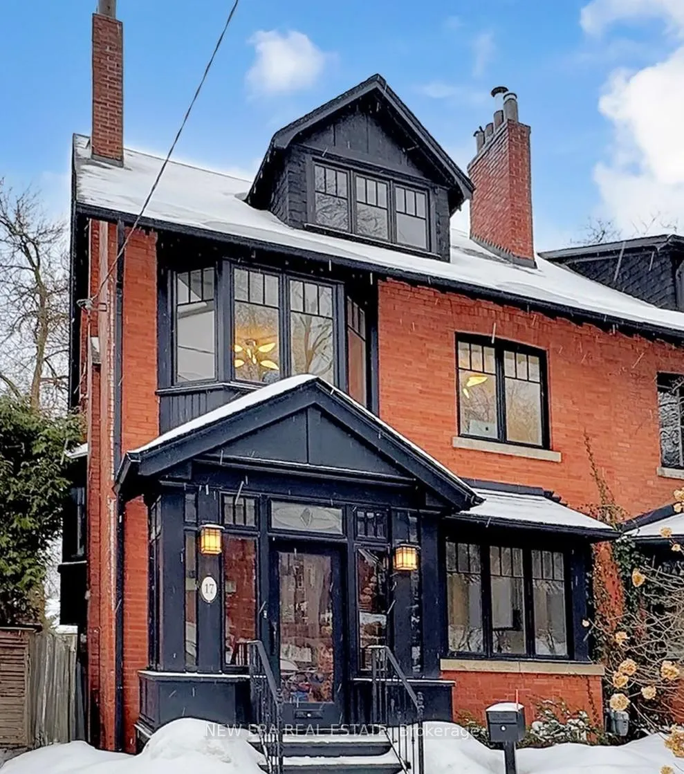 Photo 2 of 17 Summerhill Gardens, Toronto, Rosedale-Moore Park — HOMEH