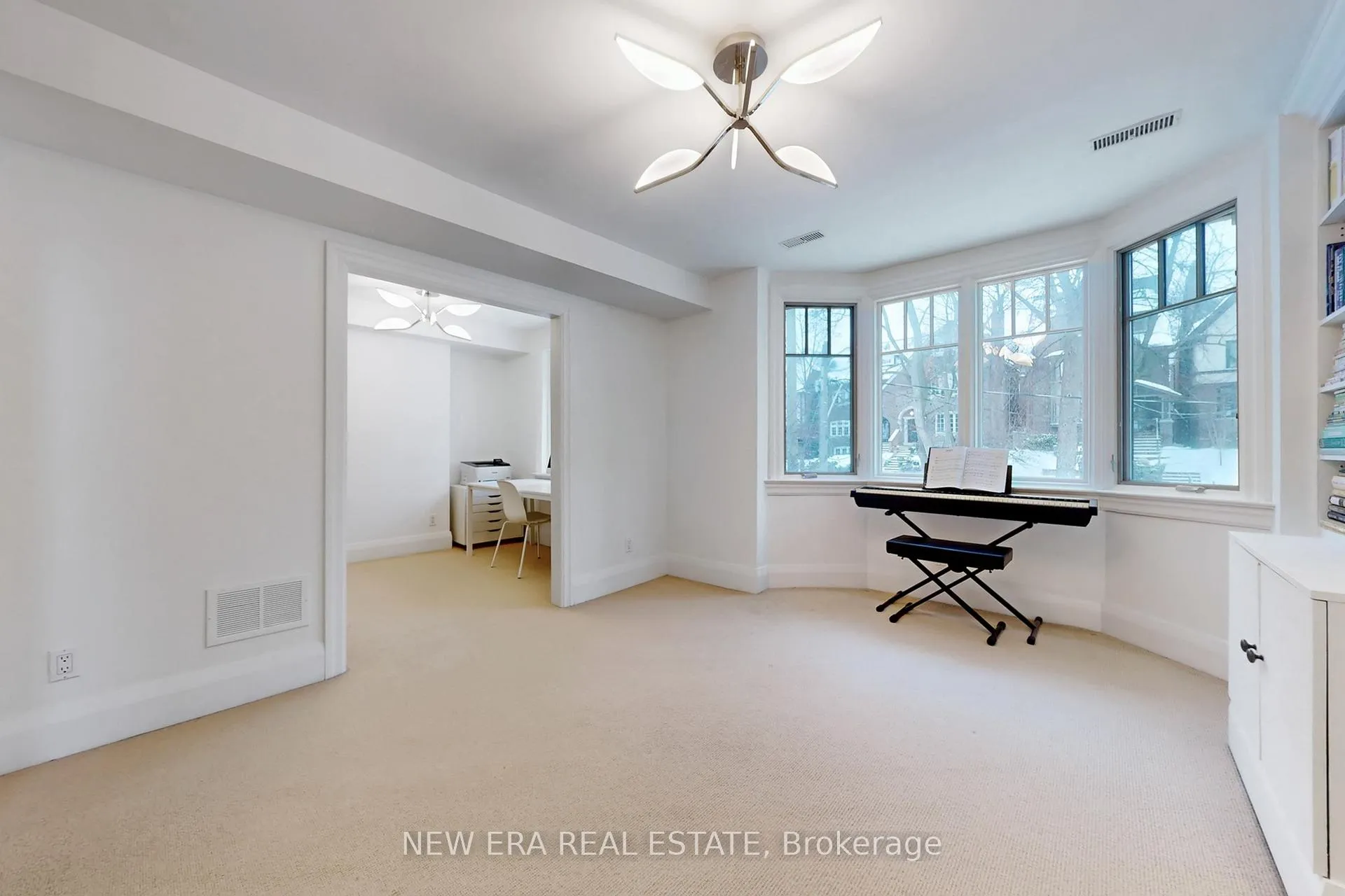 Photo 11 of 17 Summerhill Gardens, Toronto, Rosedale-Moore Park — HOMEH
