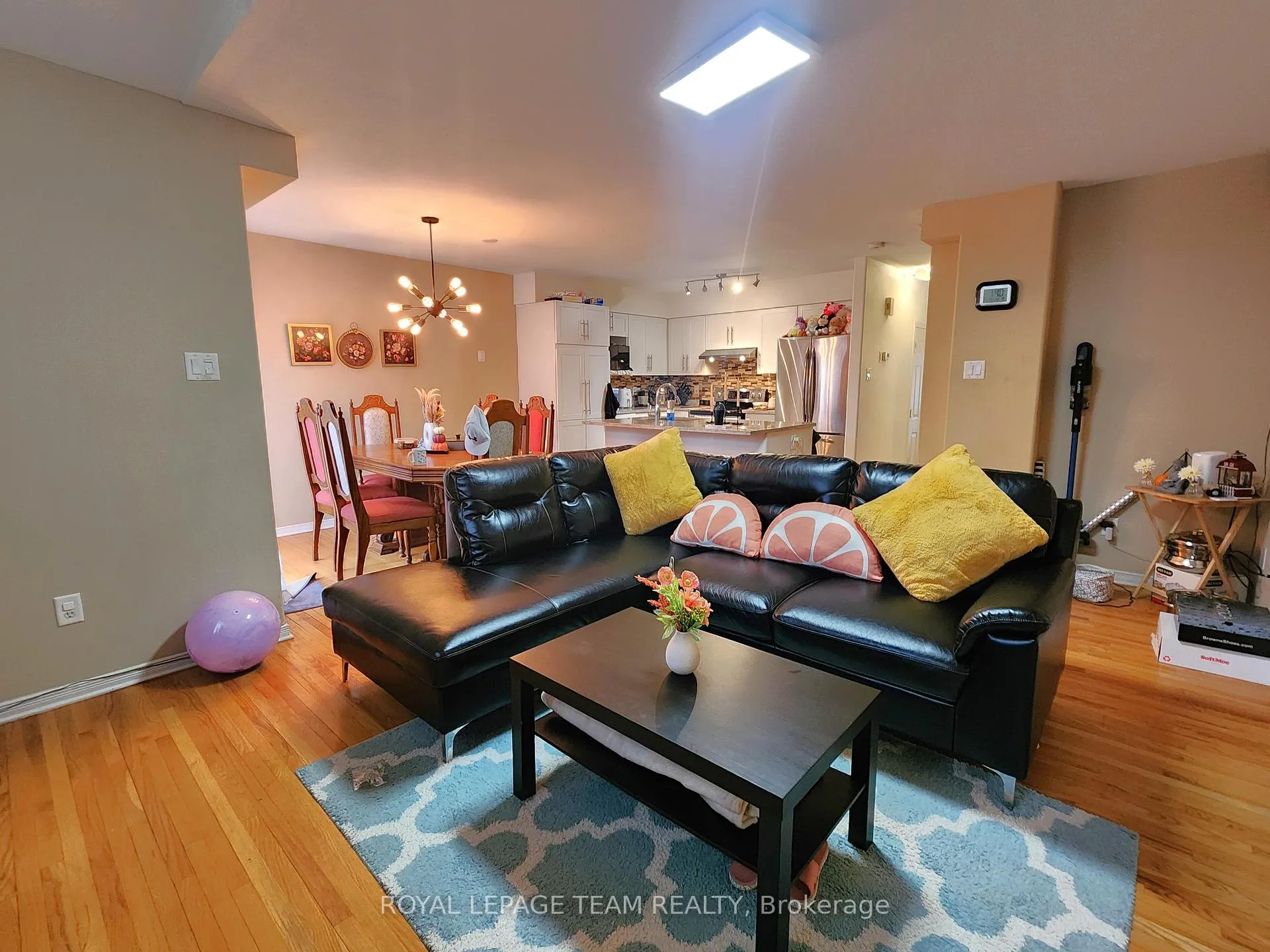 Photo 8 of 1312 Halton Terrace, Ottawa, Kanata - Morgan's Grant/South March — HOMEH