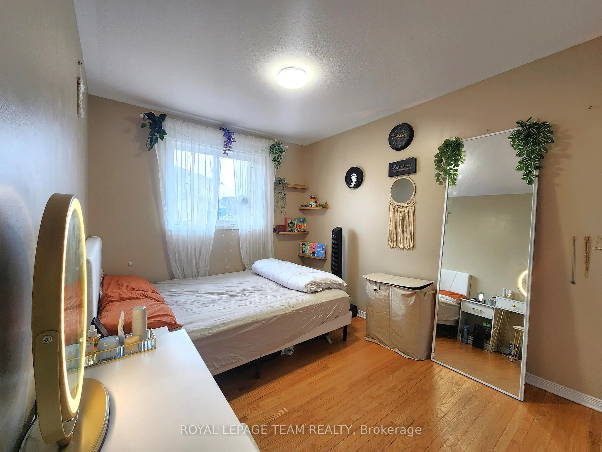 Photo 18 of 1312 Halton Terrace, Ottawa, Kanata - Morgan's Grant/South March — HOMEH