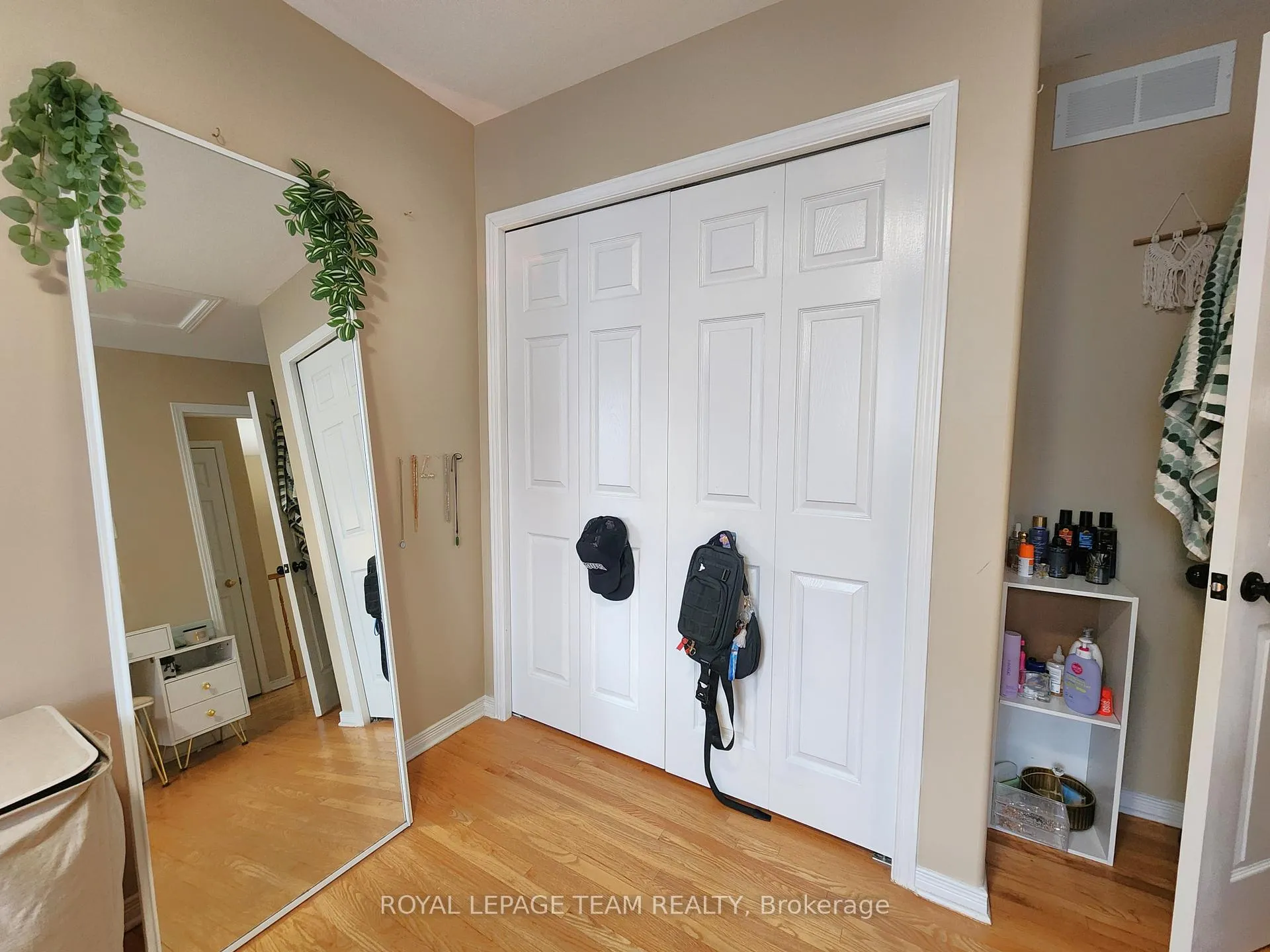 Photo 20 of 1312 Halton Terrace, Ottawa, Kanata - Morgan's Grant/South March — HOMEH