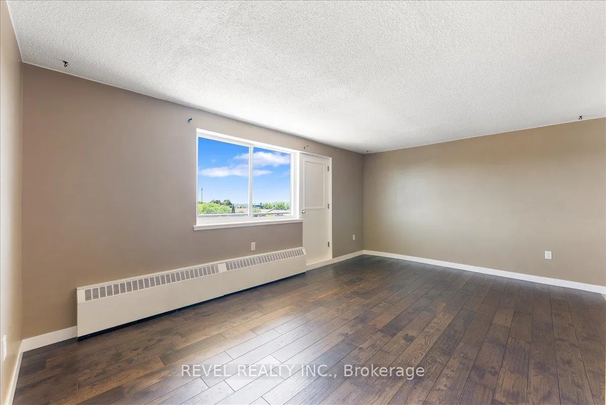 Photo 4 of Unit 508, 936 Glen Street, Oshawa, Lakeview — HOMEH
