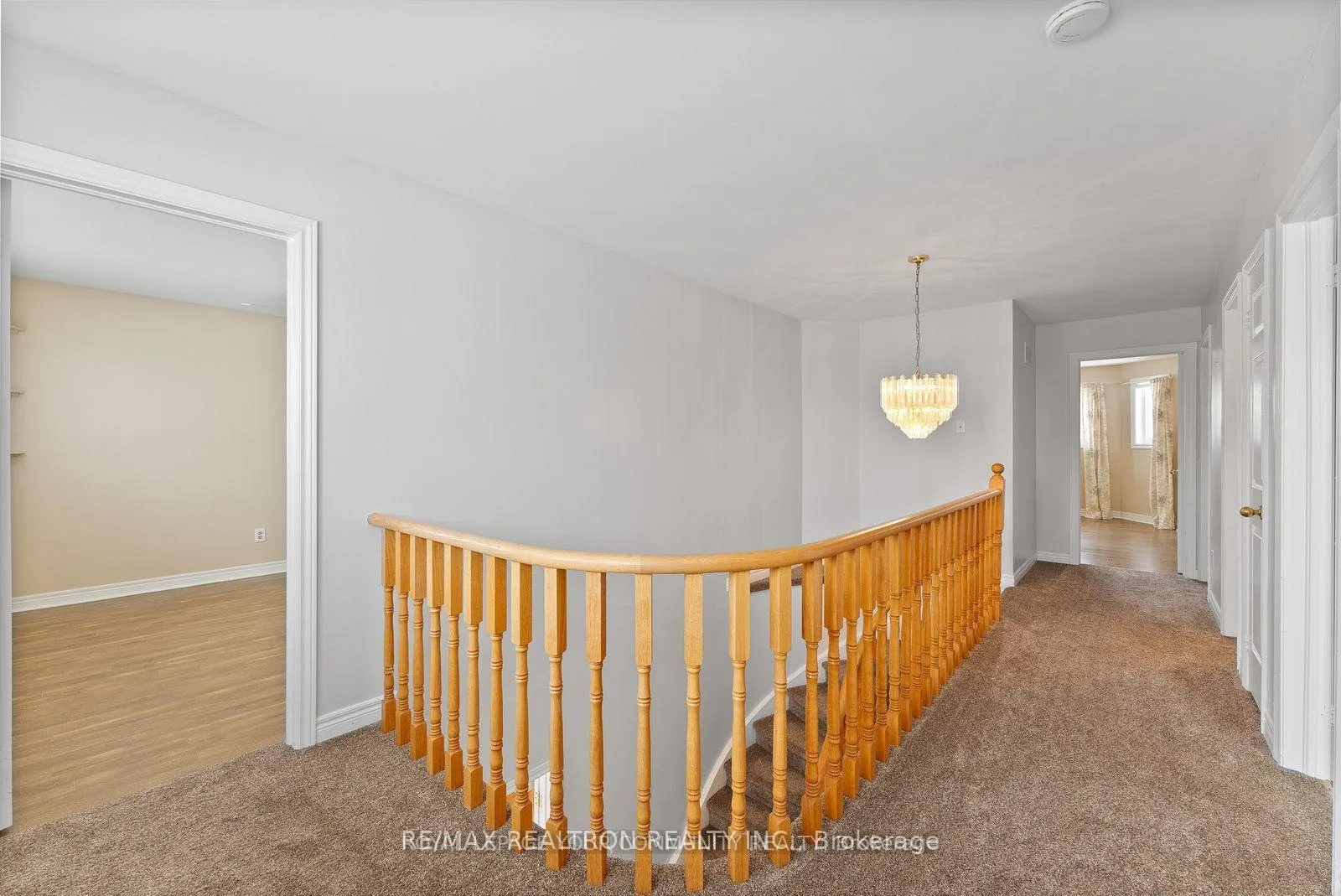 Photo 11 of 115 James Street, Barrie, Ardagh — HOMEH