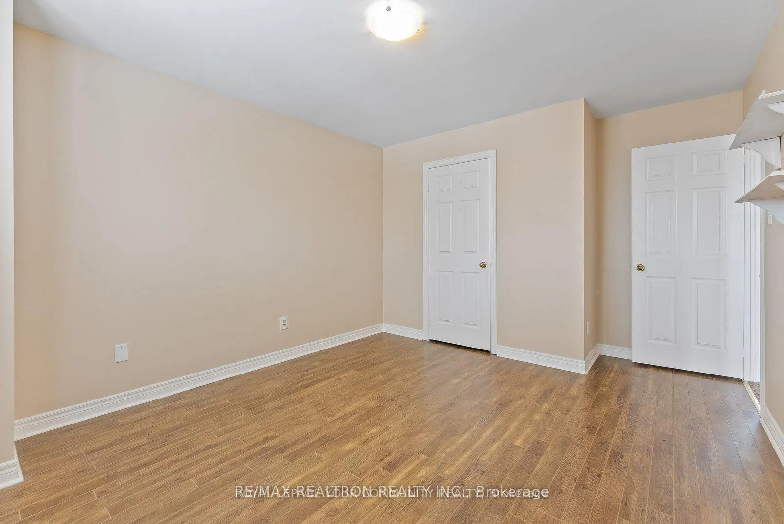 Photo 18 of 115 James Street, Barrie, Ardagh — HOMEH