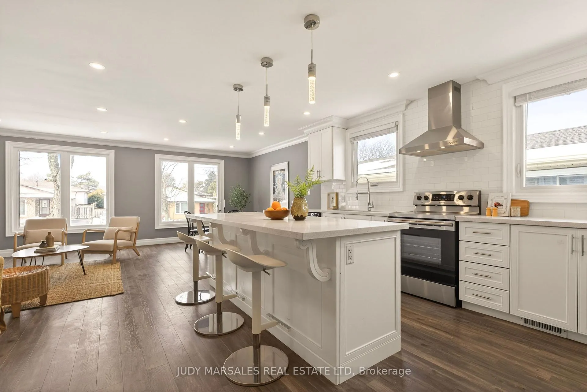 Photo 7 of 51 Fonthill Road, Hamilton, Fessenden — HOMEH