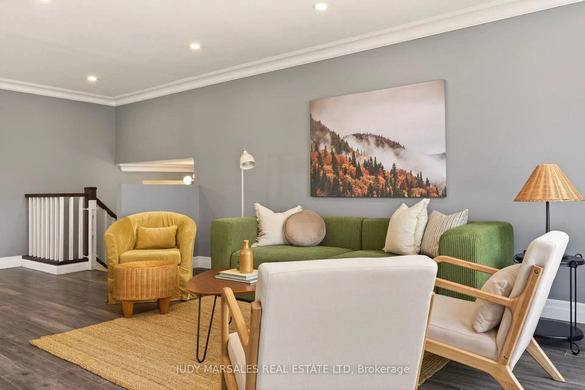 Photo 9 of 51 Fonthill Road, Hamilton, Fessenden — HOMEH